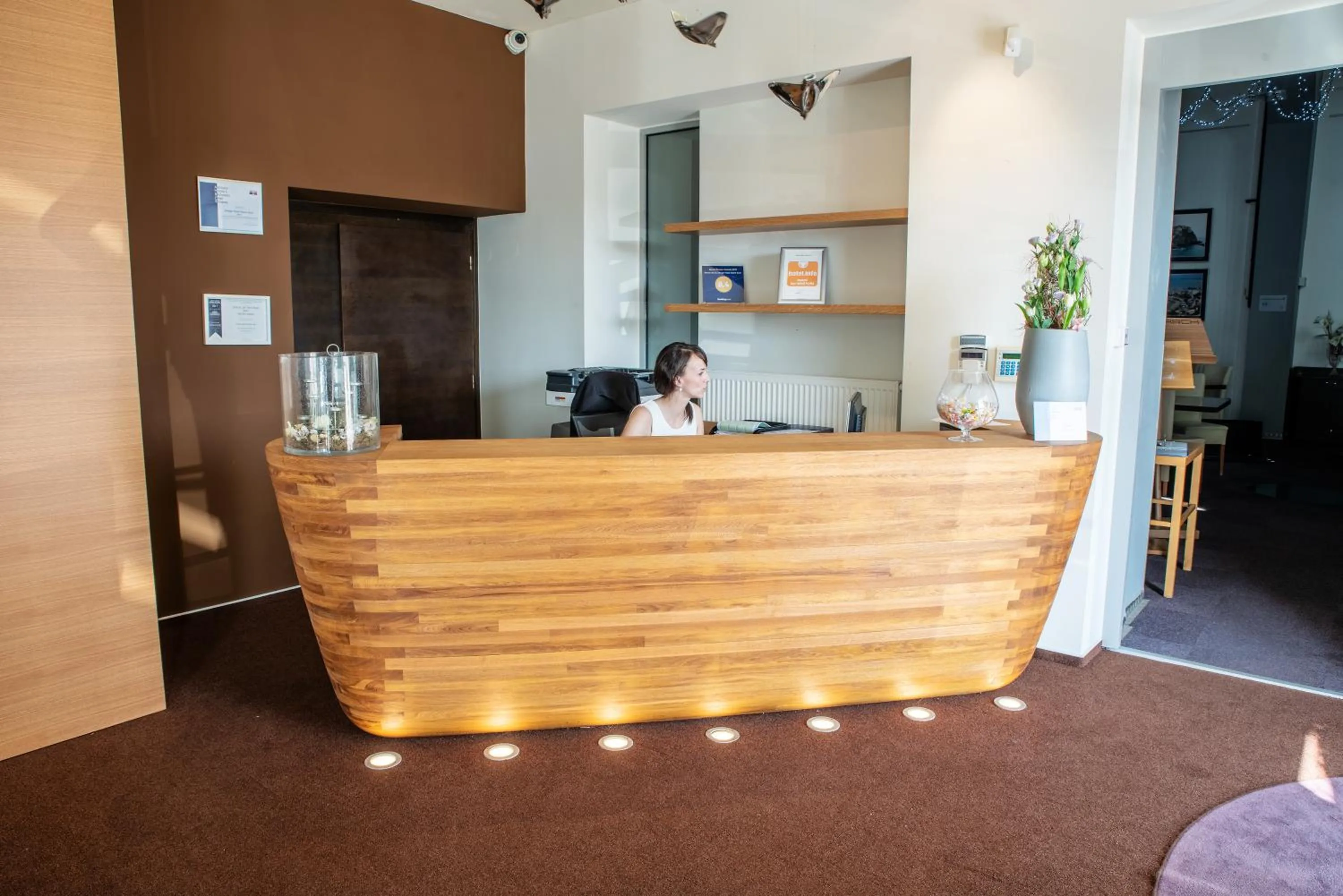 Restaurant & Design Hotel Noem Arch