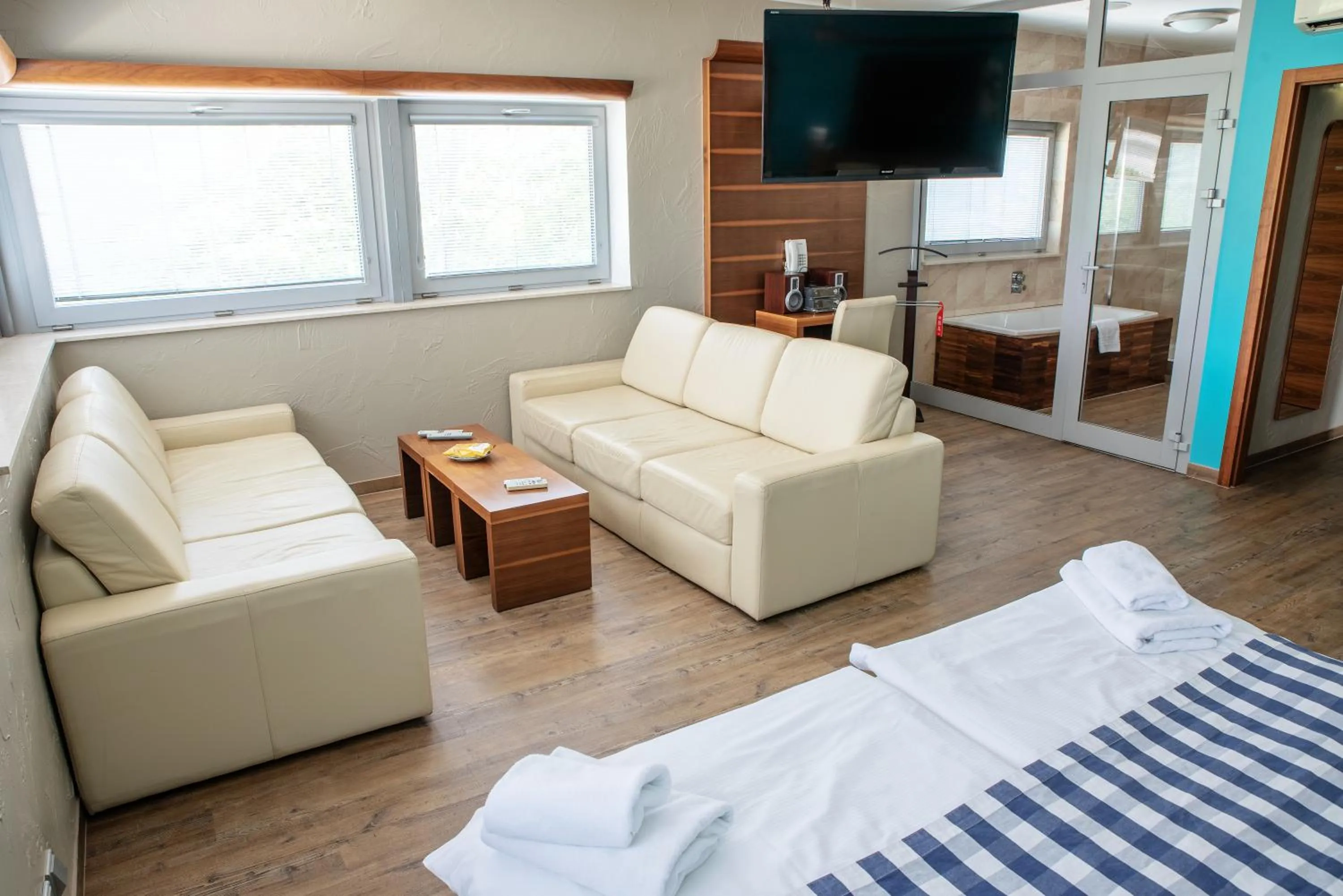 Bed in Restaurant & Design Hotel Noem Arch