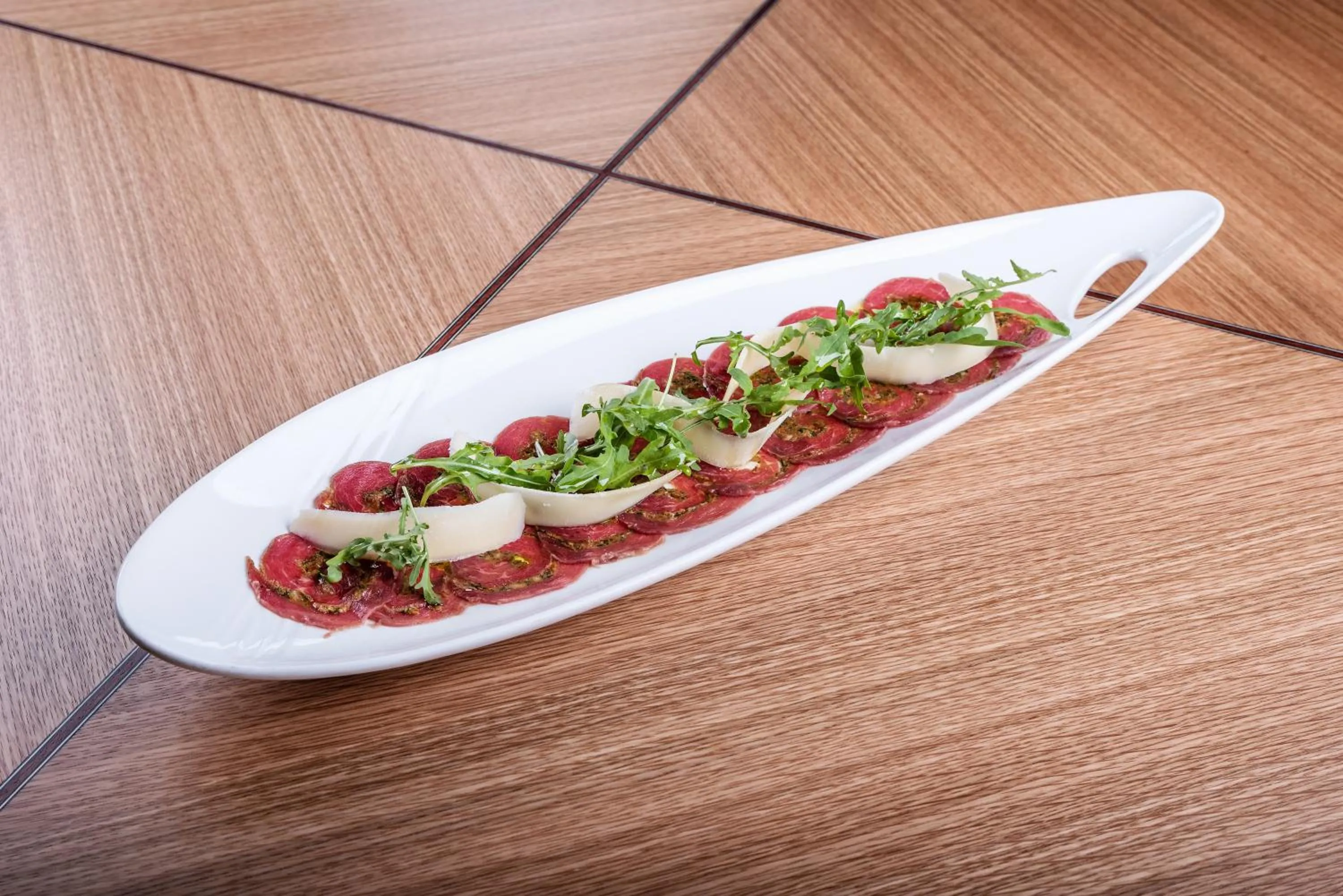 Restaurant & Design Hotel Noem Arch