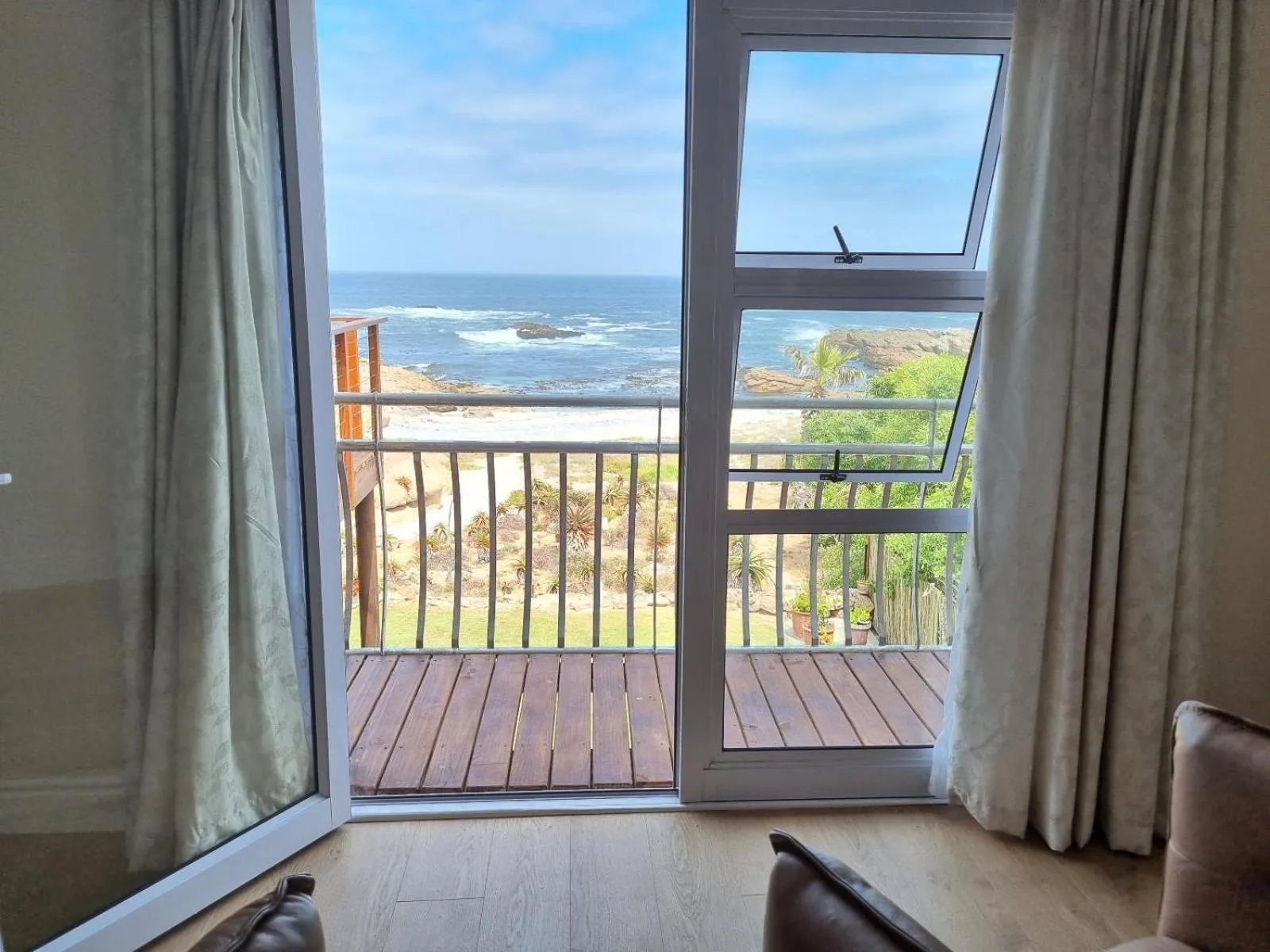 Garden in Lambertsbay Beachfront