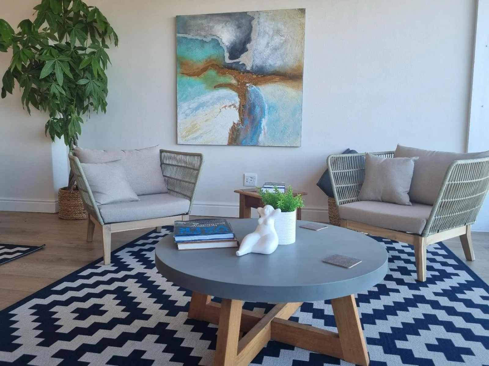 Decorative detail in Lambertsbay Beachfront