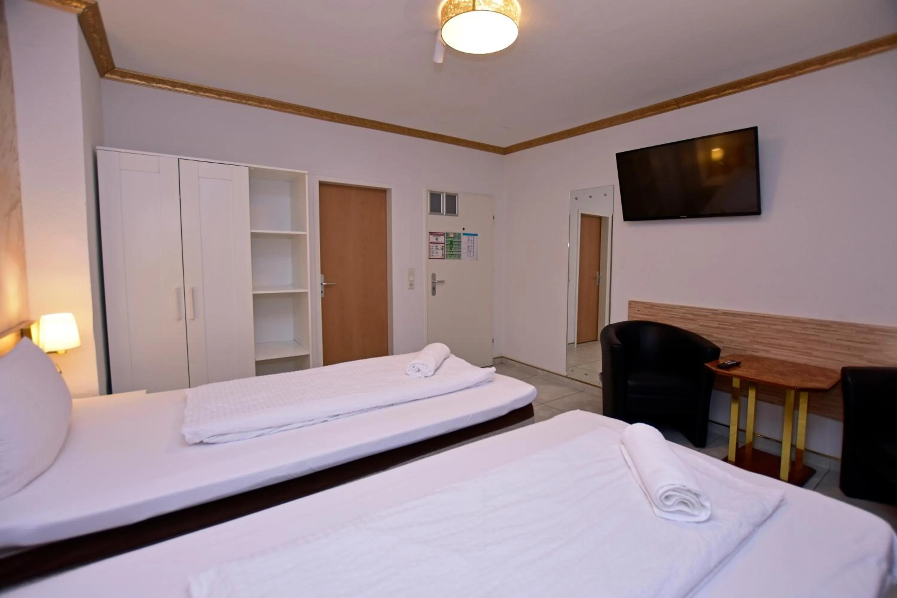 Photo of the whole room, Bed in Ambiente by Next Inn