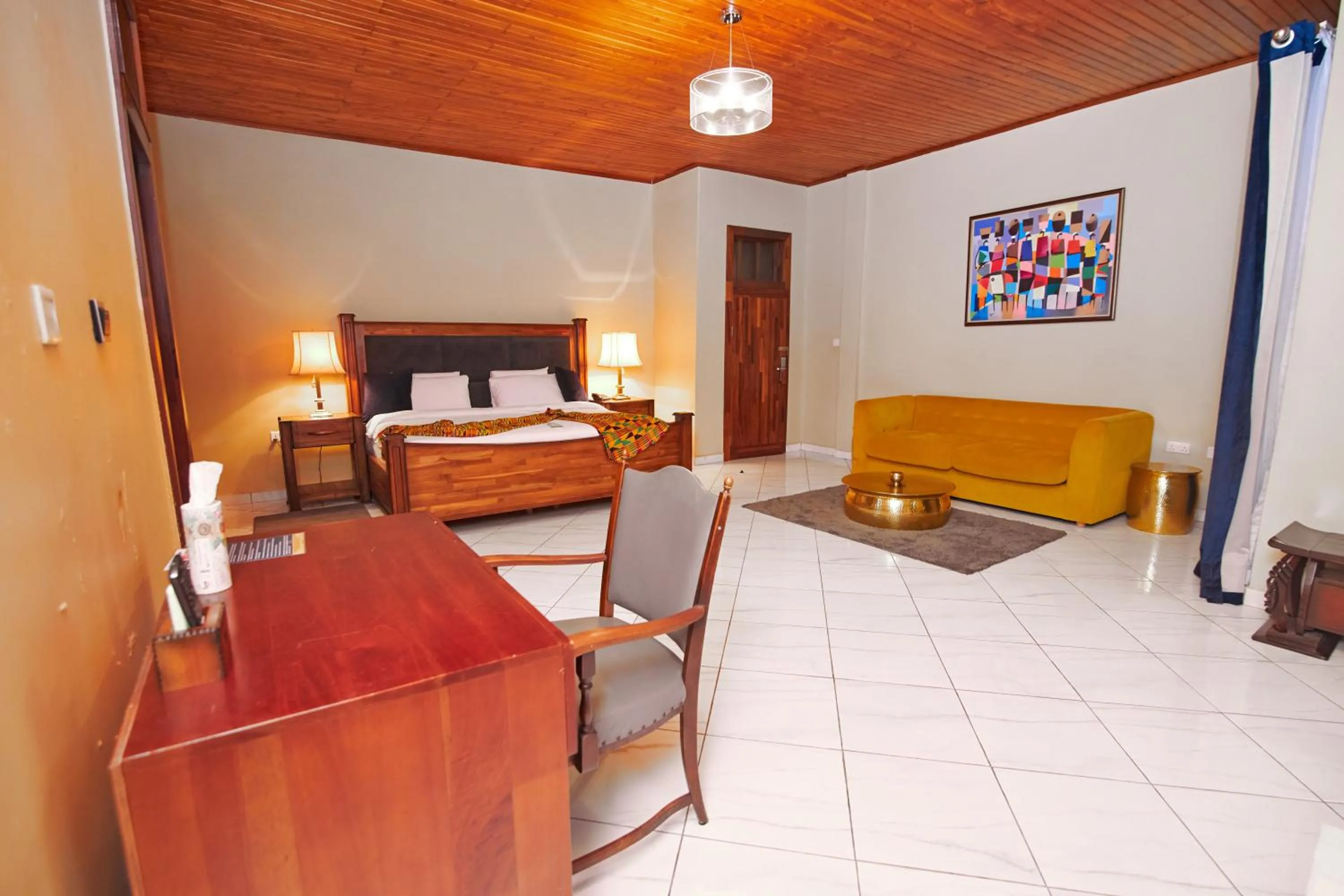 Photo of the whole room, Bed in The Haven Boutique Hotel