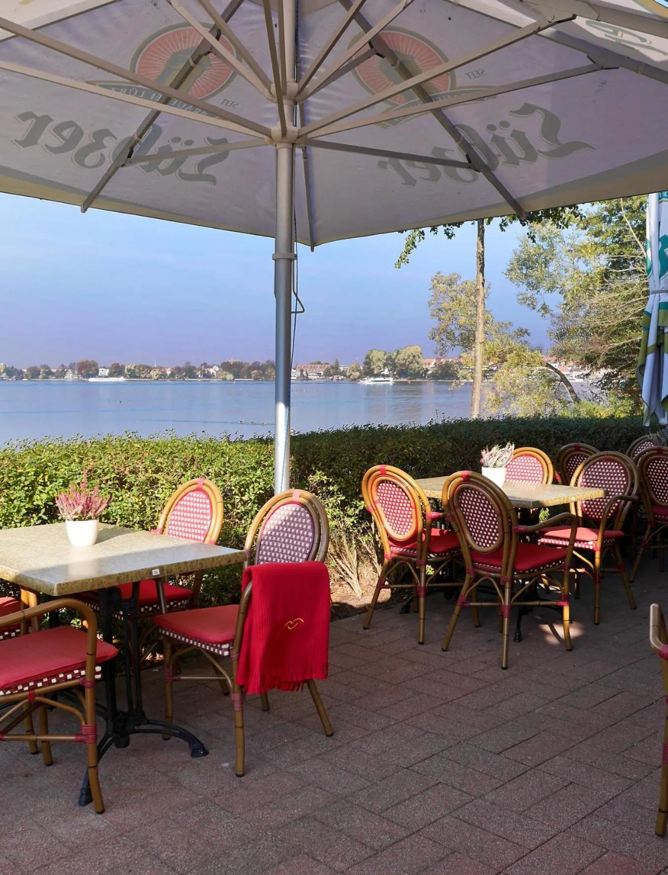 Restaurant/places to eat in Seehotel Weit Meer