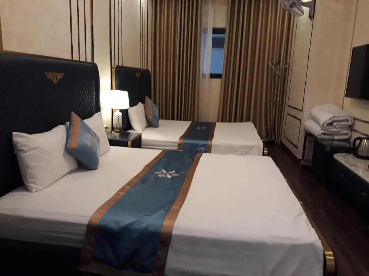 Bed in Bao Ngoc Hotel Linh Dam