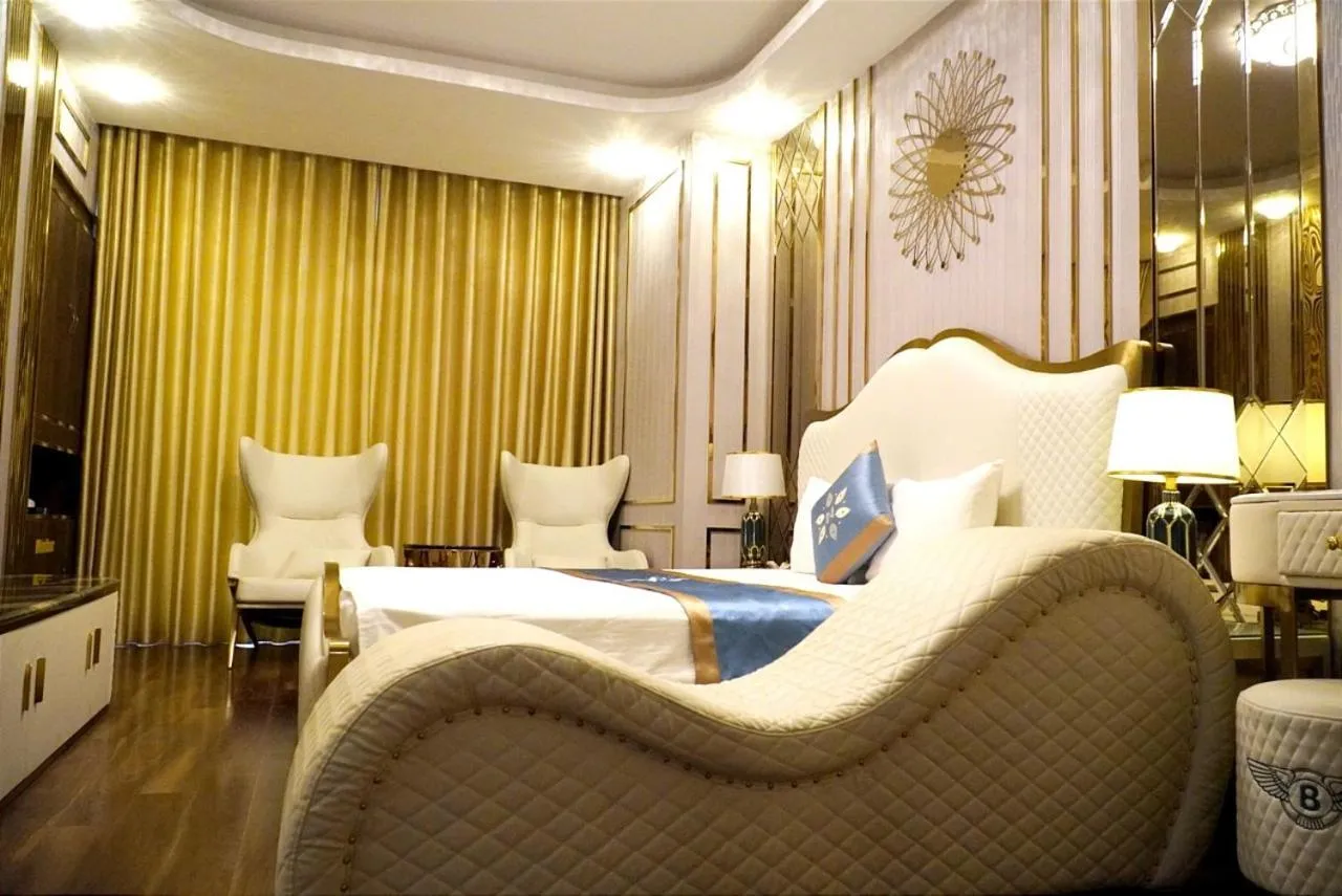 Bao Ngoc Hotel Linh Dam