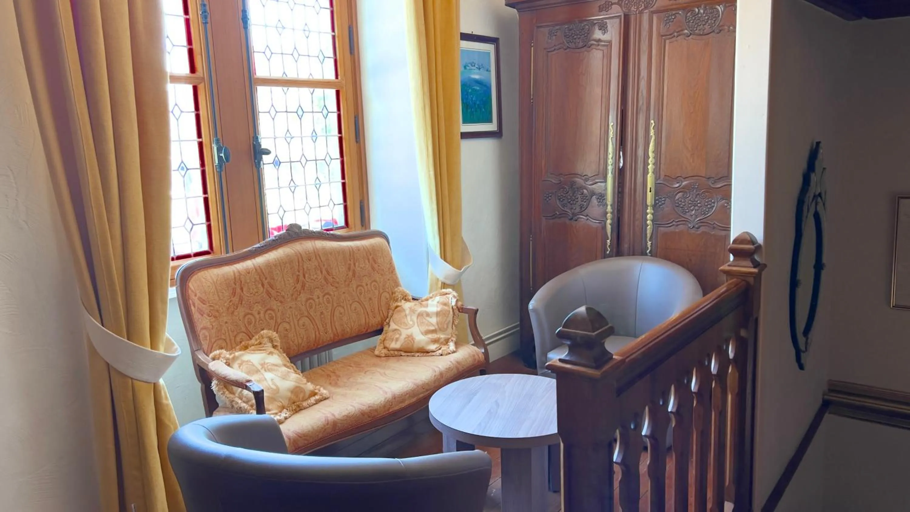 Living room in L'Hostellerie du Château de Bricquebec