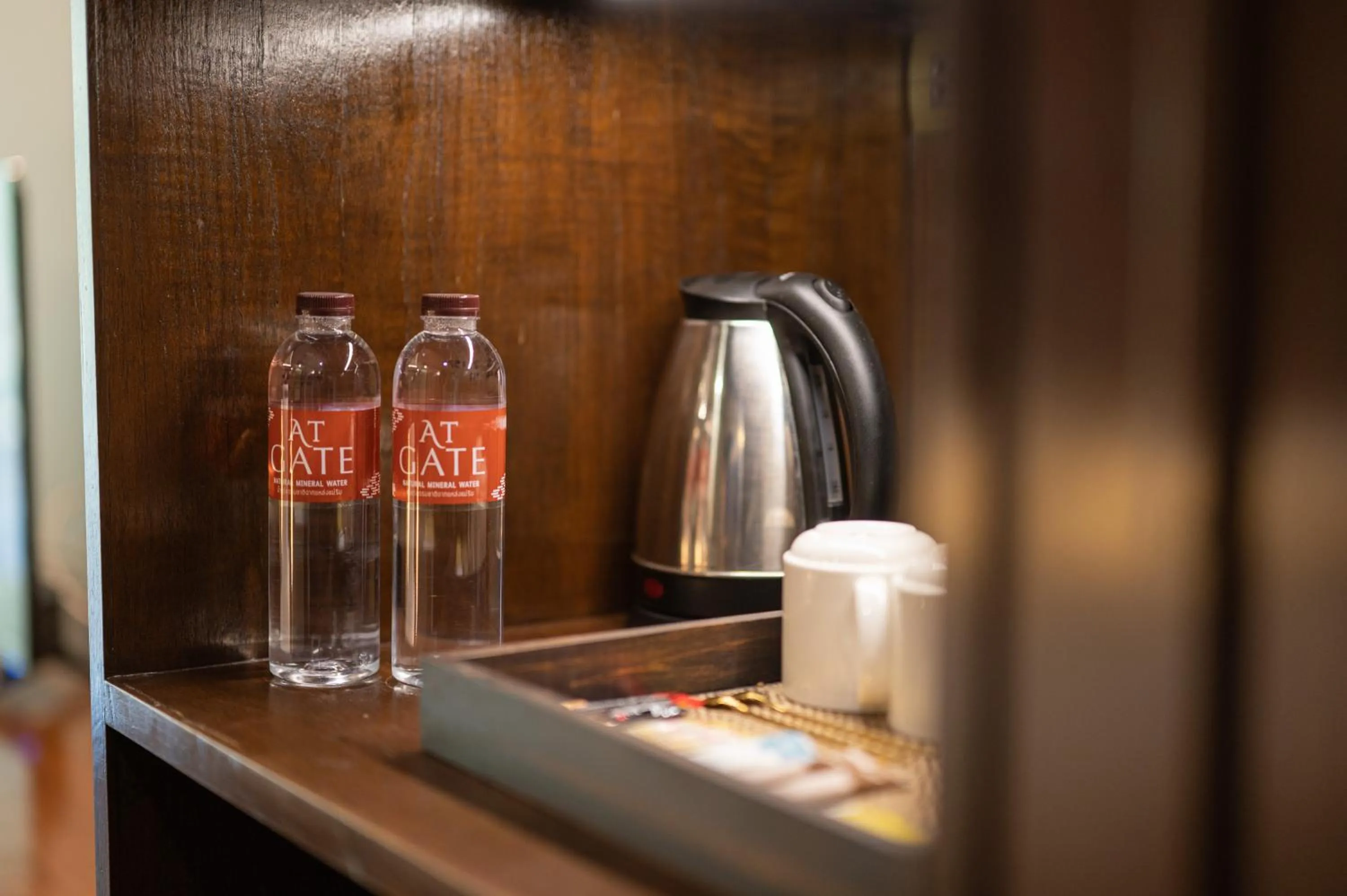 At Gate Thaphae Hotel