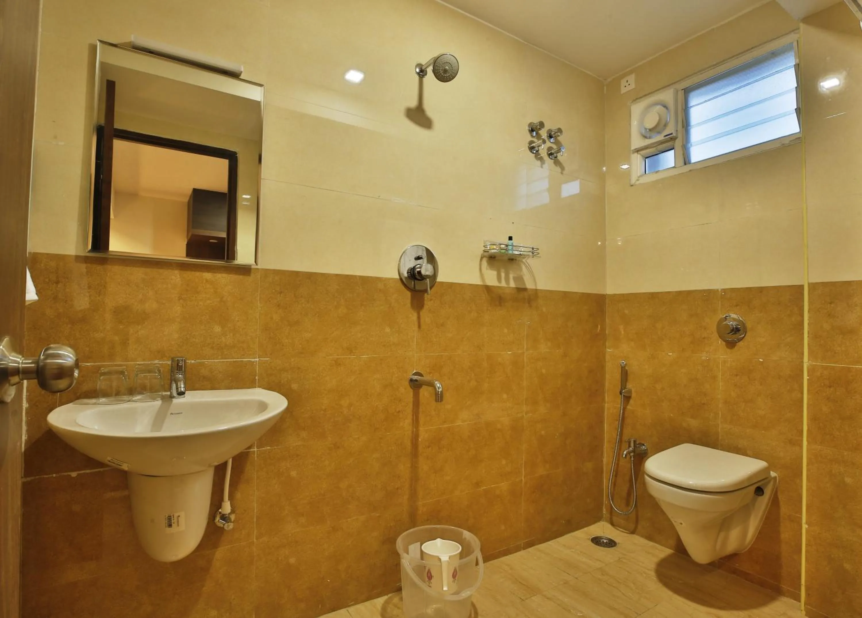 Bathroom in Hotel Ramtel inn