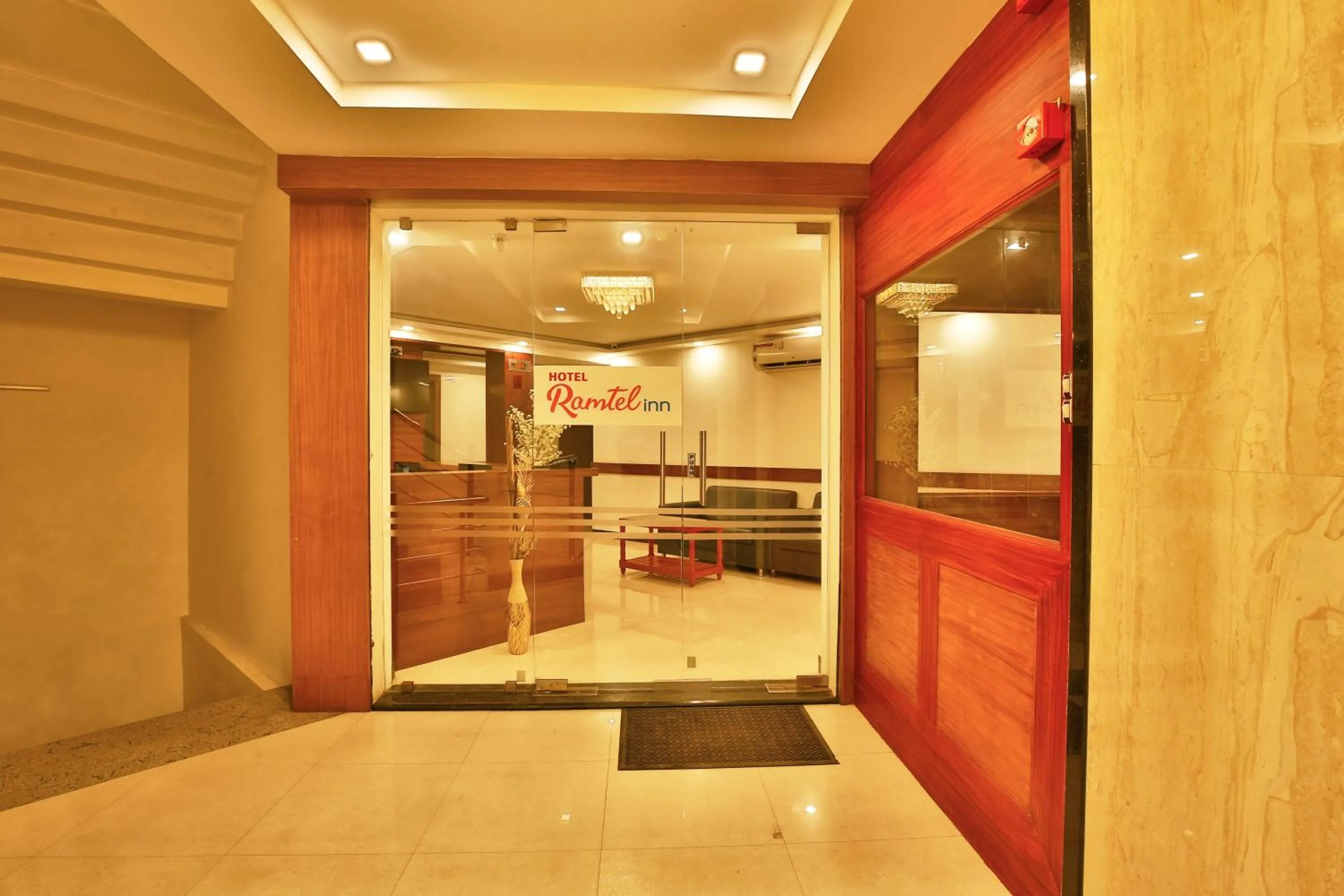 Facade/entrance in Hotel Ramtel inn