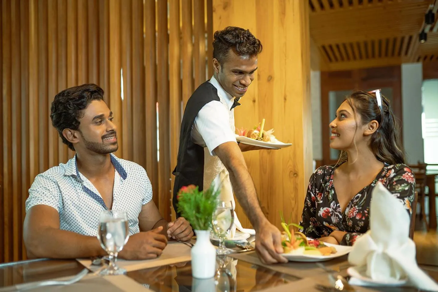 Good wood Airport Hotel