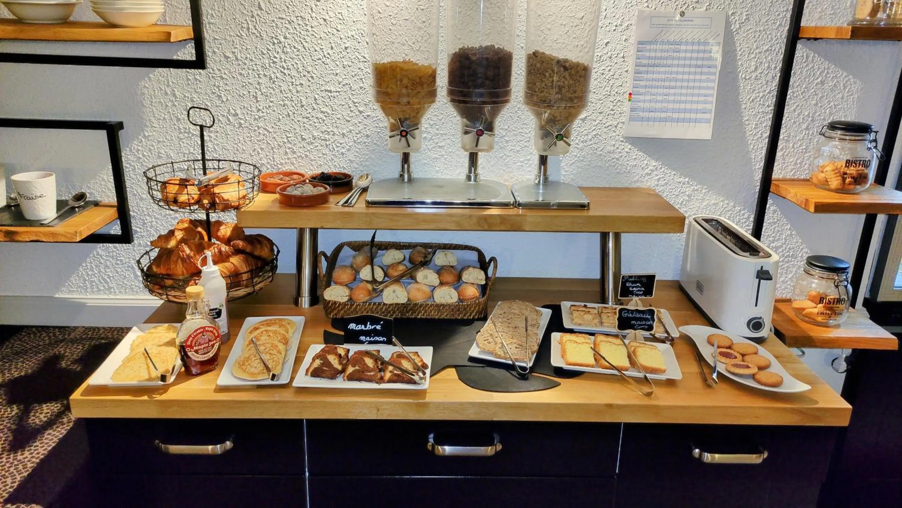 Buffet breakfast in Logis Hotel Le Cerf