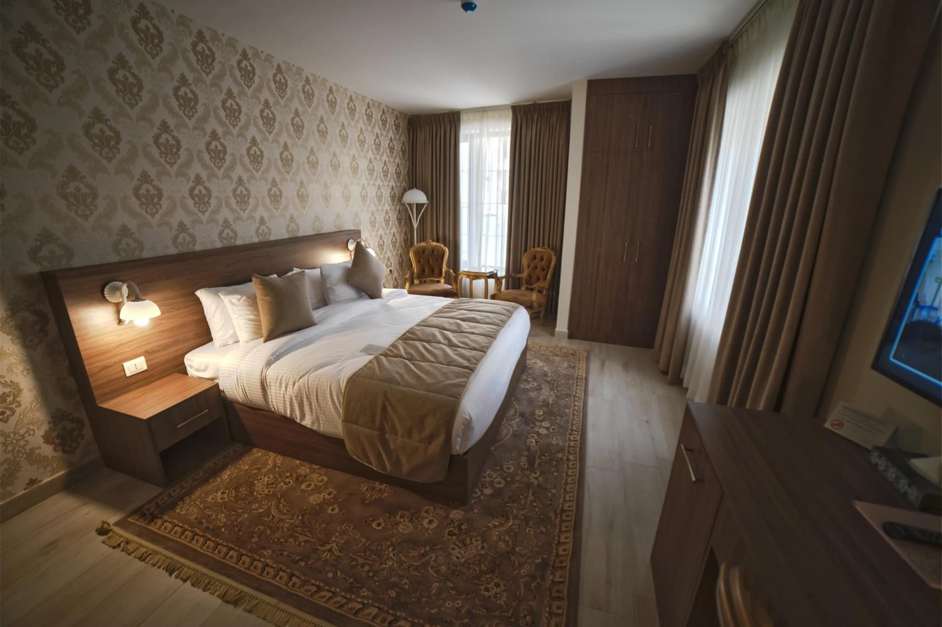 Bed in Khan Khediwe Hotel