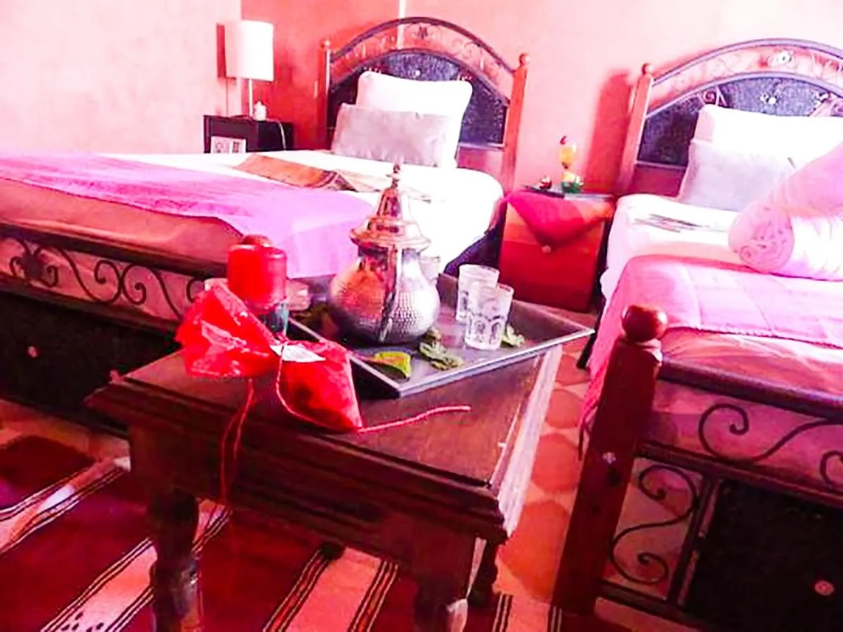 Non alcoholic drinks, Bed in Jad Auberge