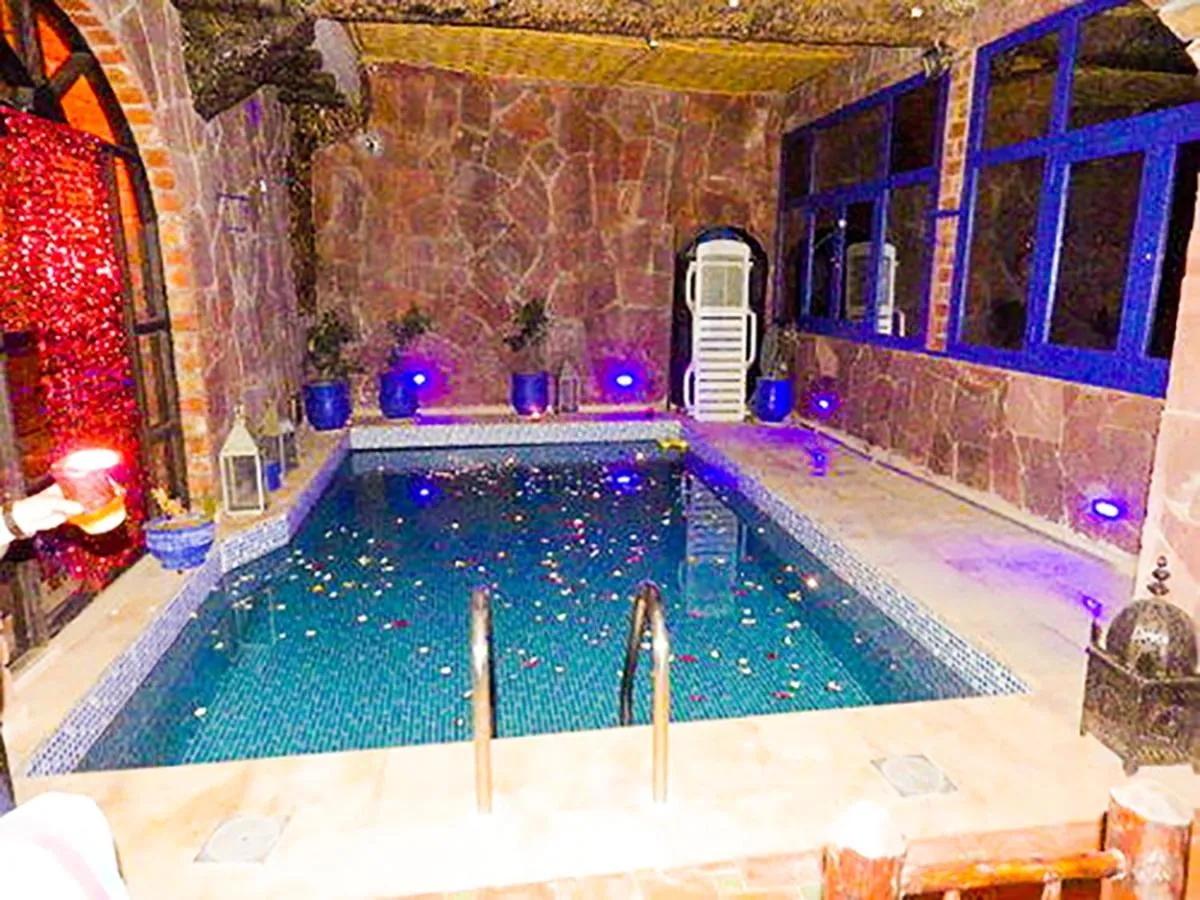Swimming pool in Jad Auberge