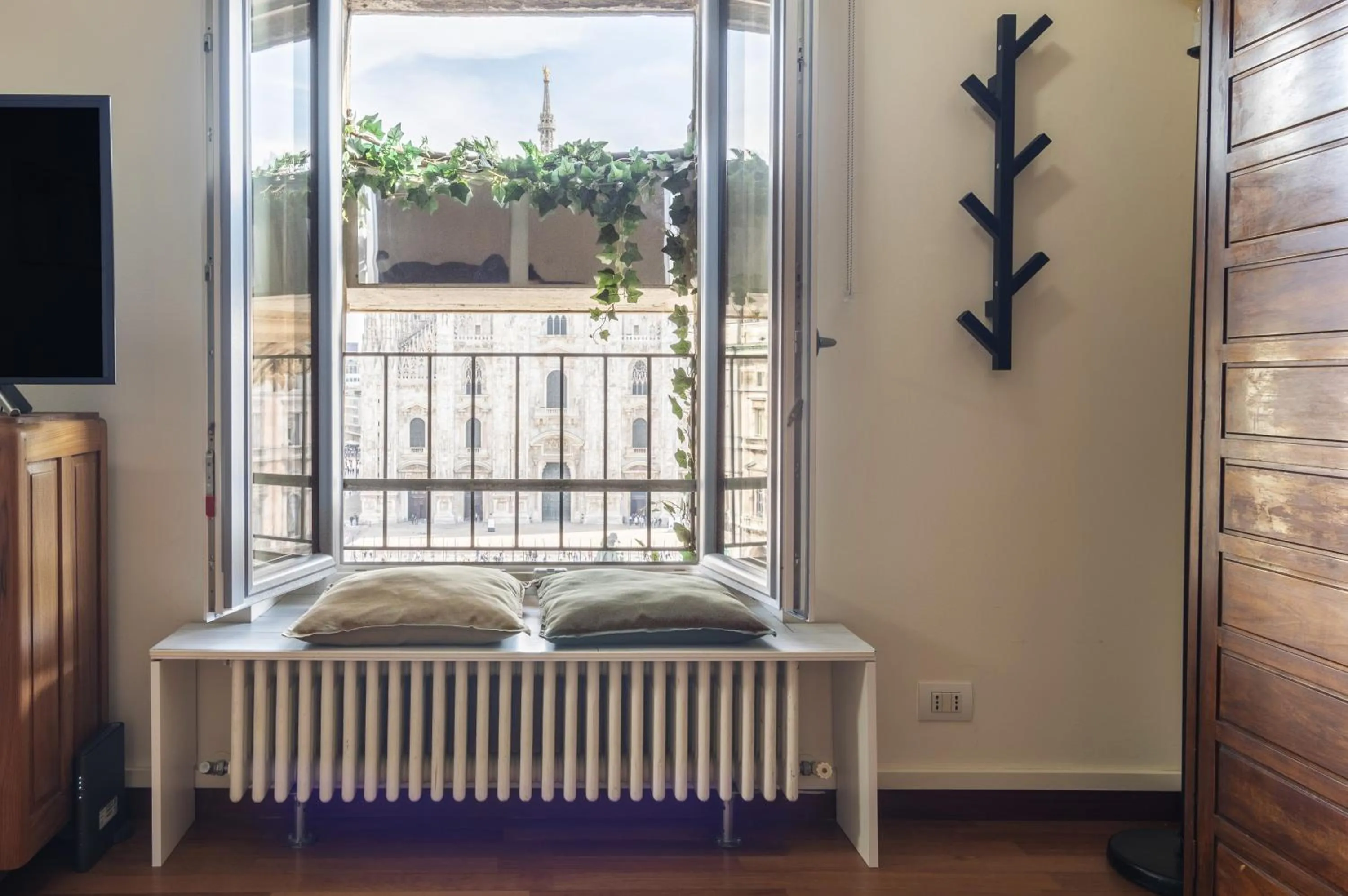 Bed in easyhomes Duomo View
