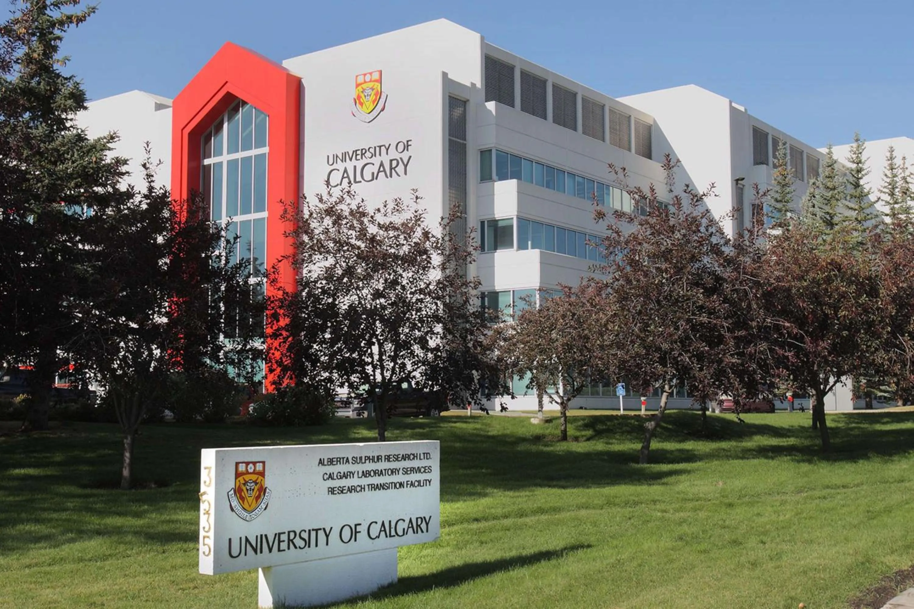 Property building in Best Western Plus Village Park Inn