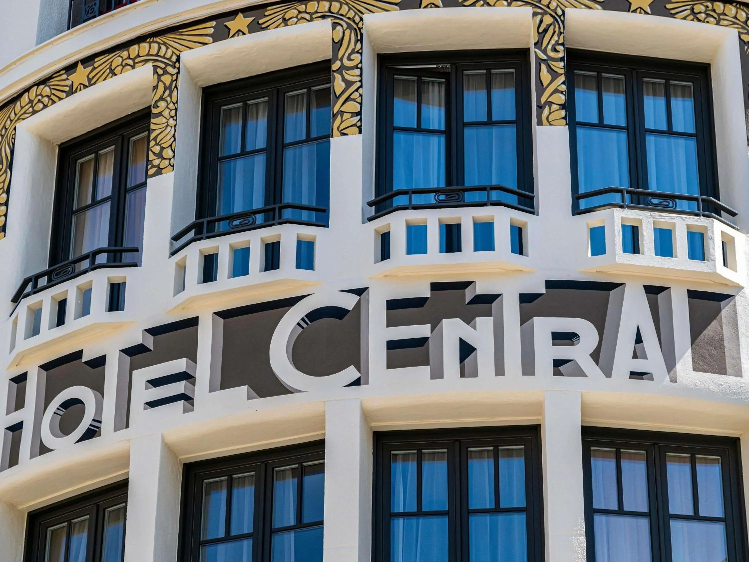 Property building in ibis Styles Dijon Central