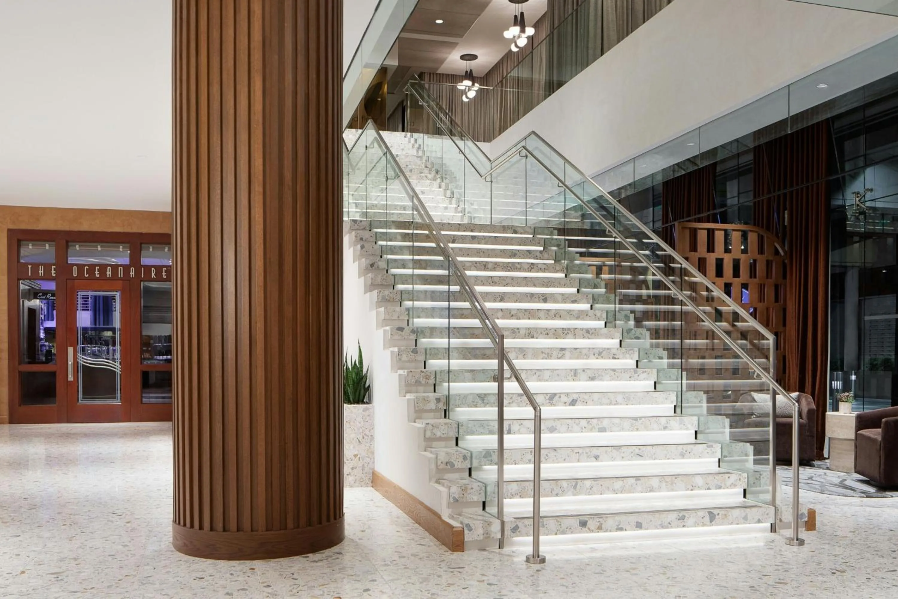 Lobby or reception in The Westin Galleria Dallas