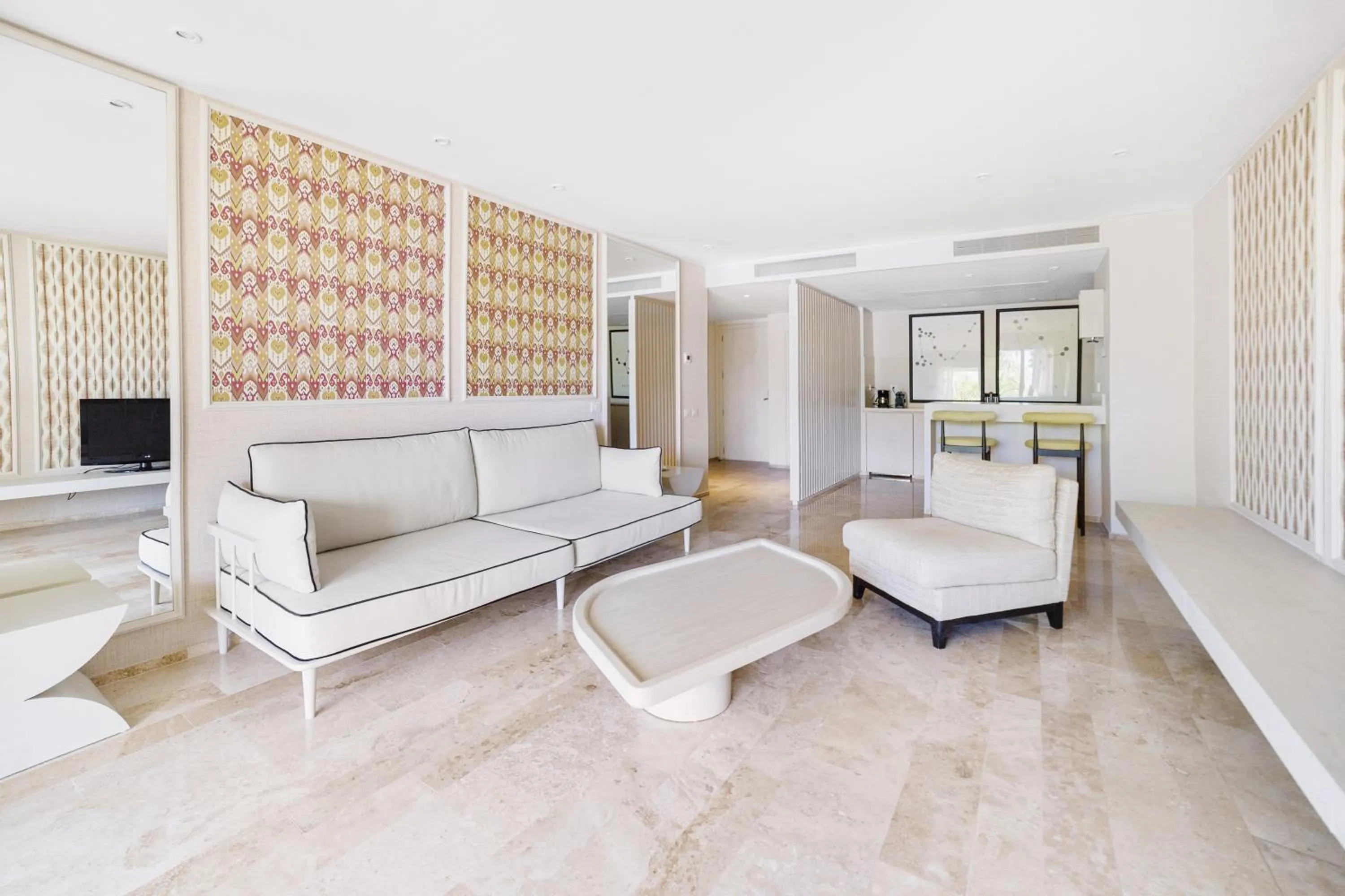 Coffee/tea facilities in Privilege Aluxes Adults Only