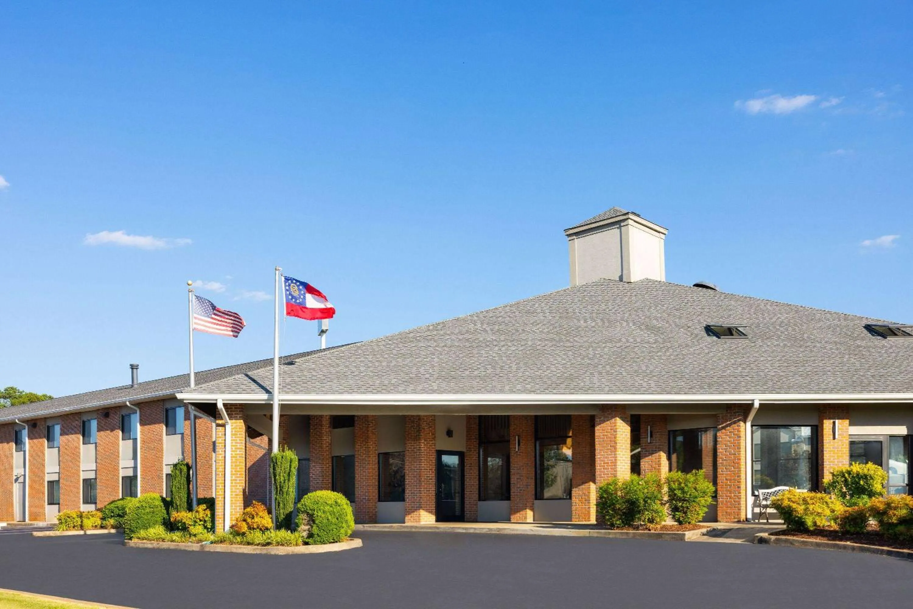 Property building in Baymont by Wyndham LaGrange