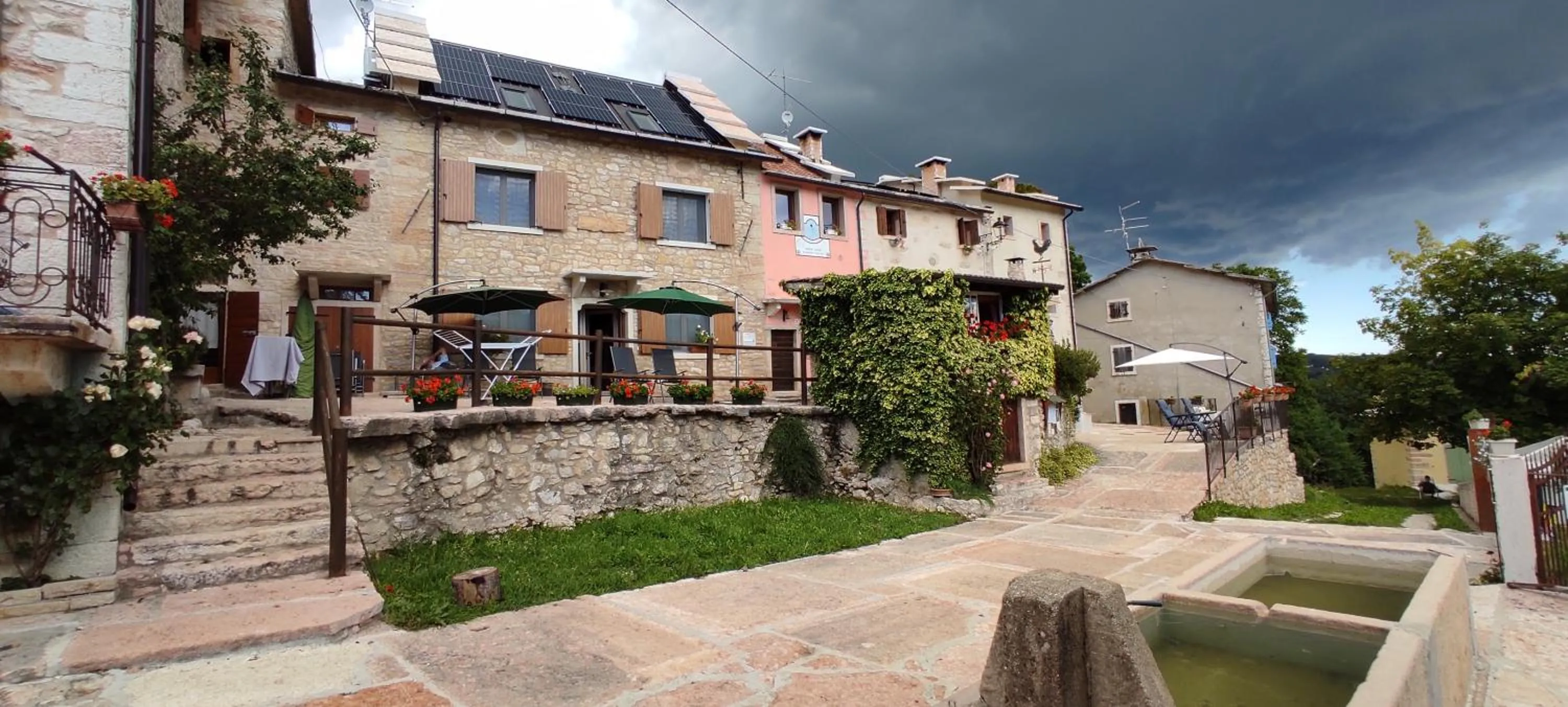 Property building in Malga Laben