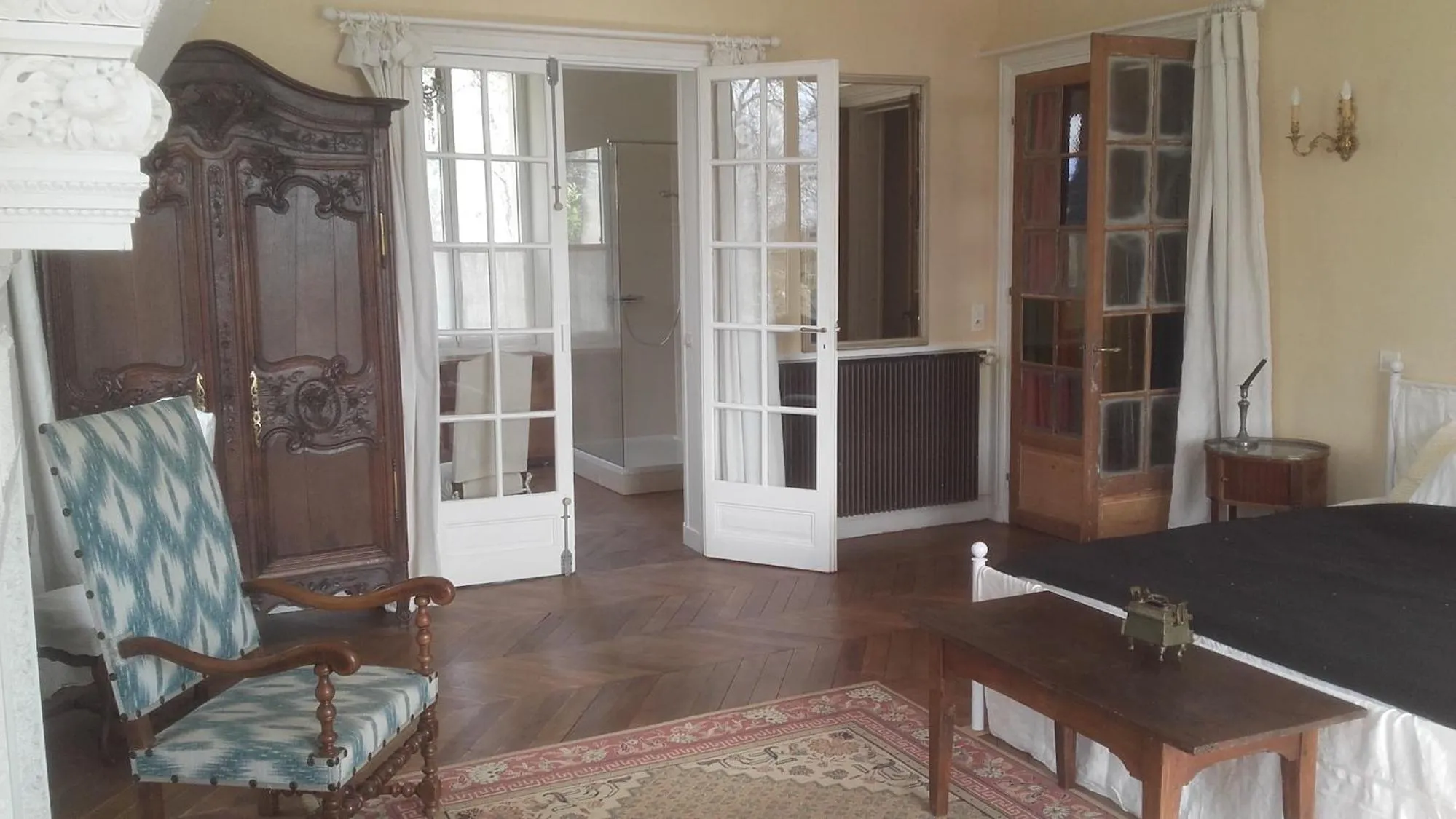 Bedroom in Grand-Varennes