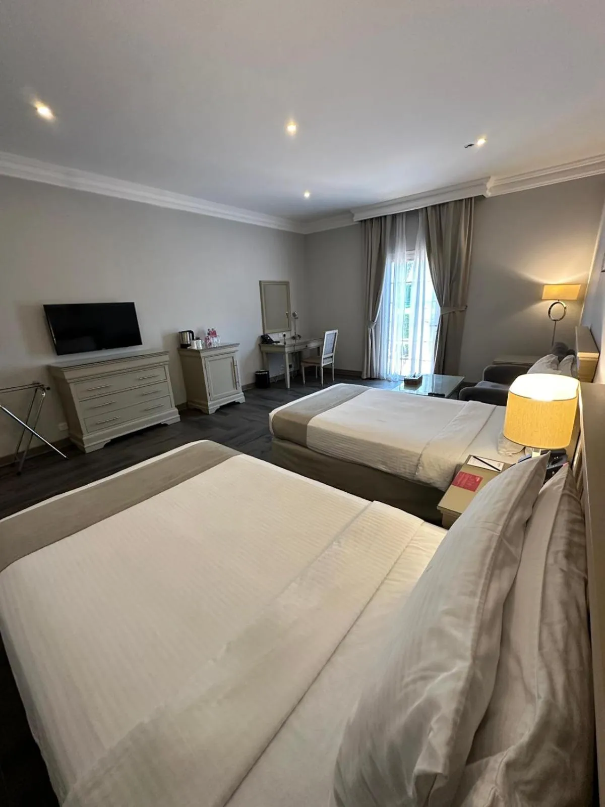 Bed in Mövenpick Hotel Kuwait