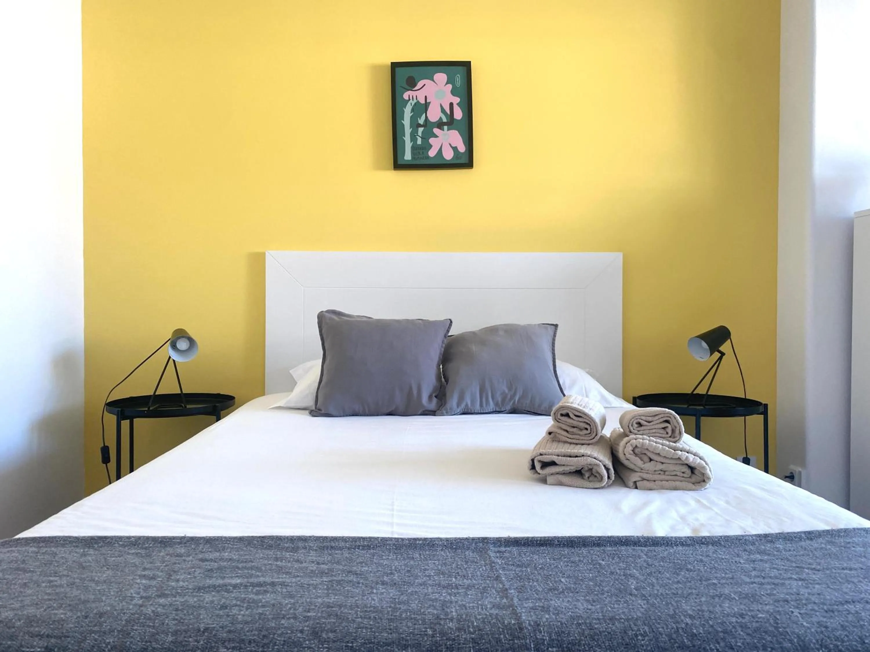 Standard Double Room with Shared Bathroom - single occupancy in Studio 59 Lisboa