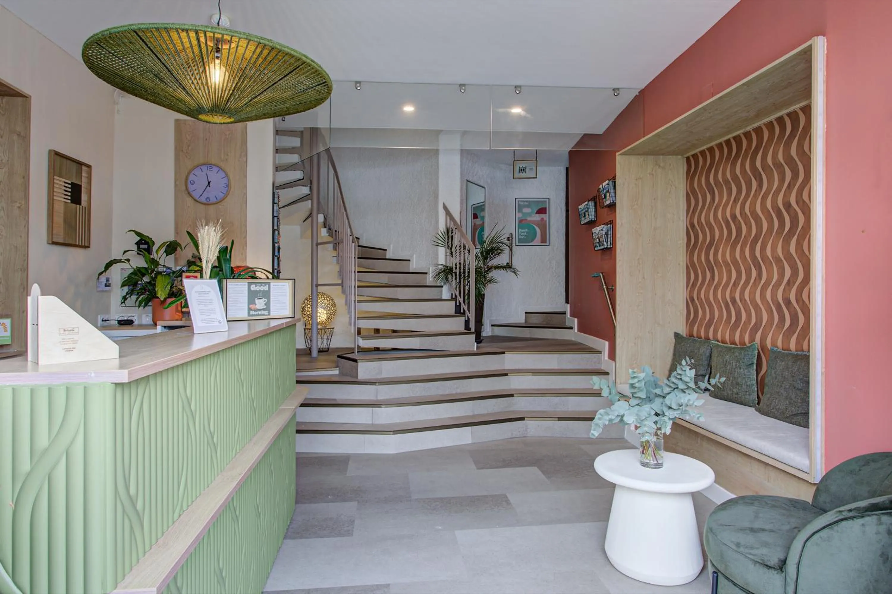 Lobby or reception in Hotel Centre Plage