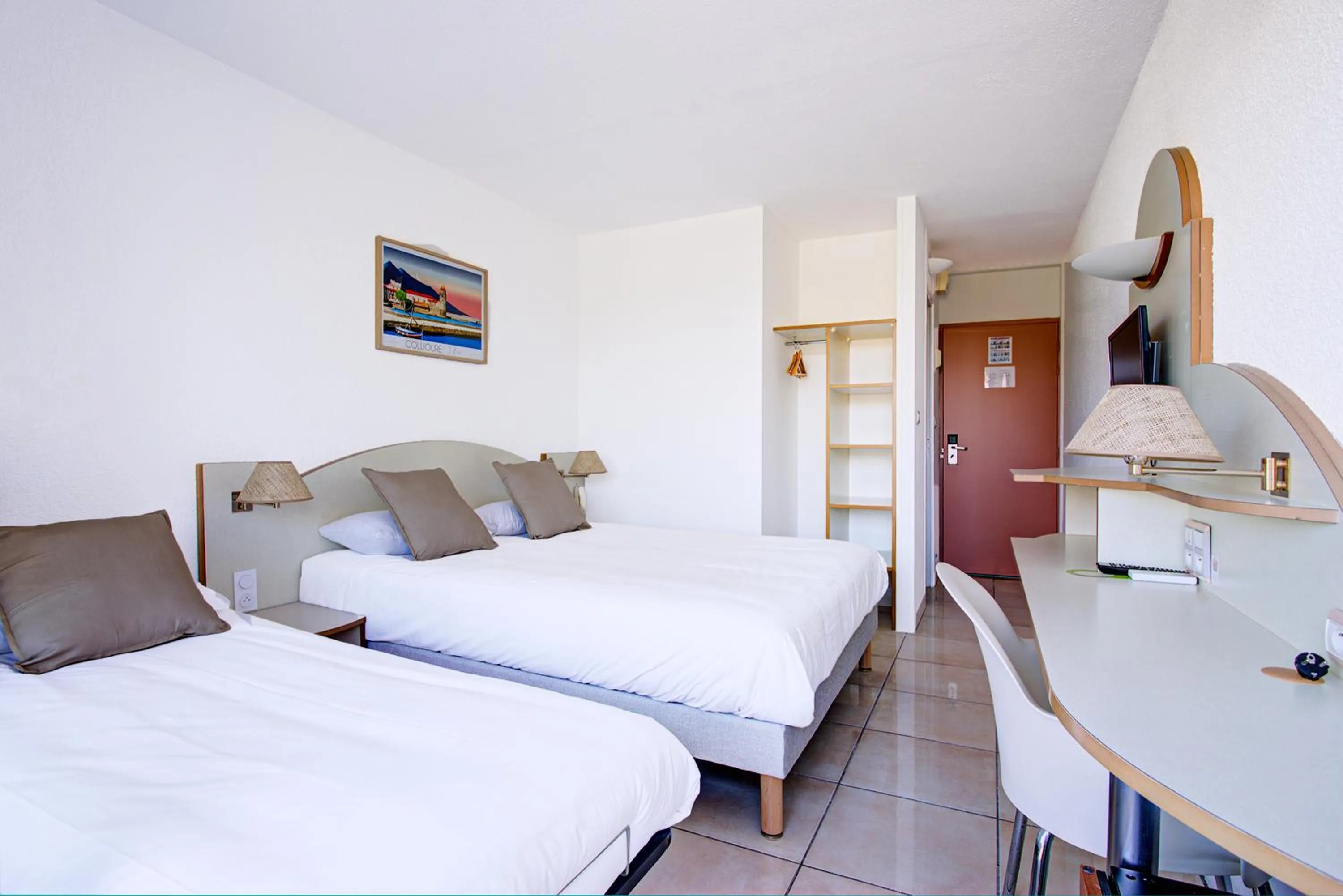Photo of the whole room, Bed in Hotel Centre Plage
