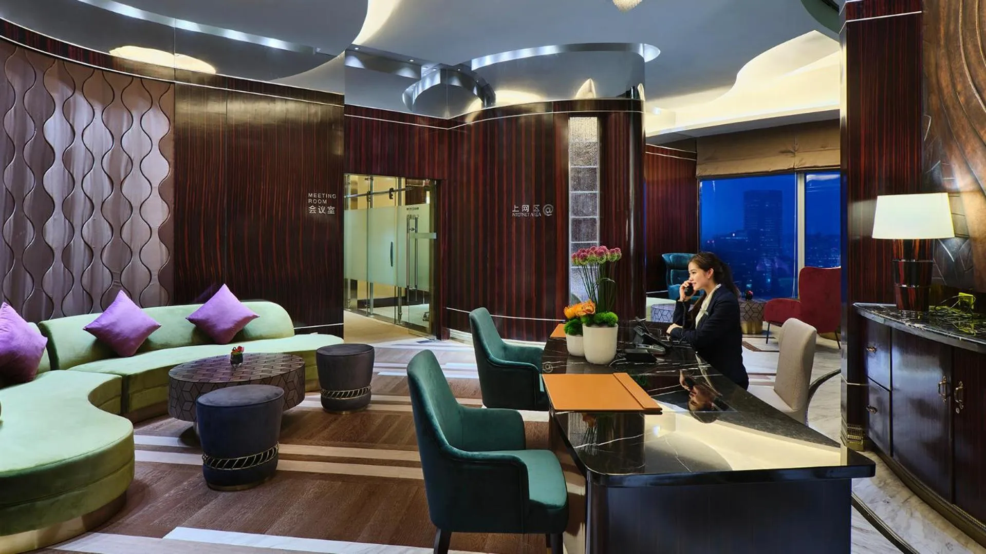Lounge or bar, Restaurant/Places to Eat in Grand Kempinski Hotel Shanghai