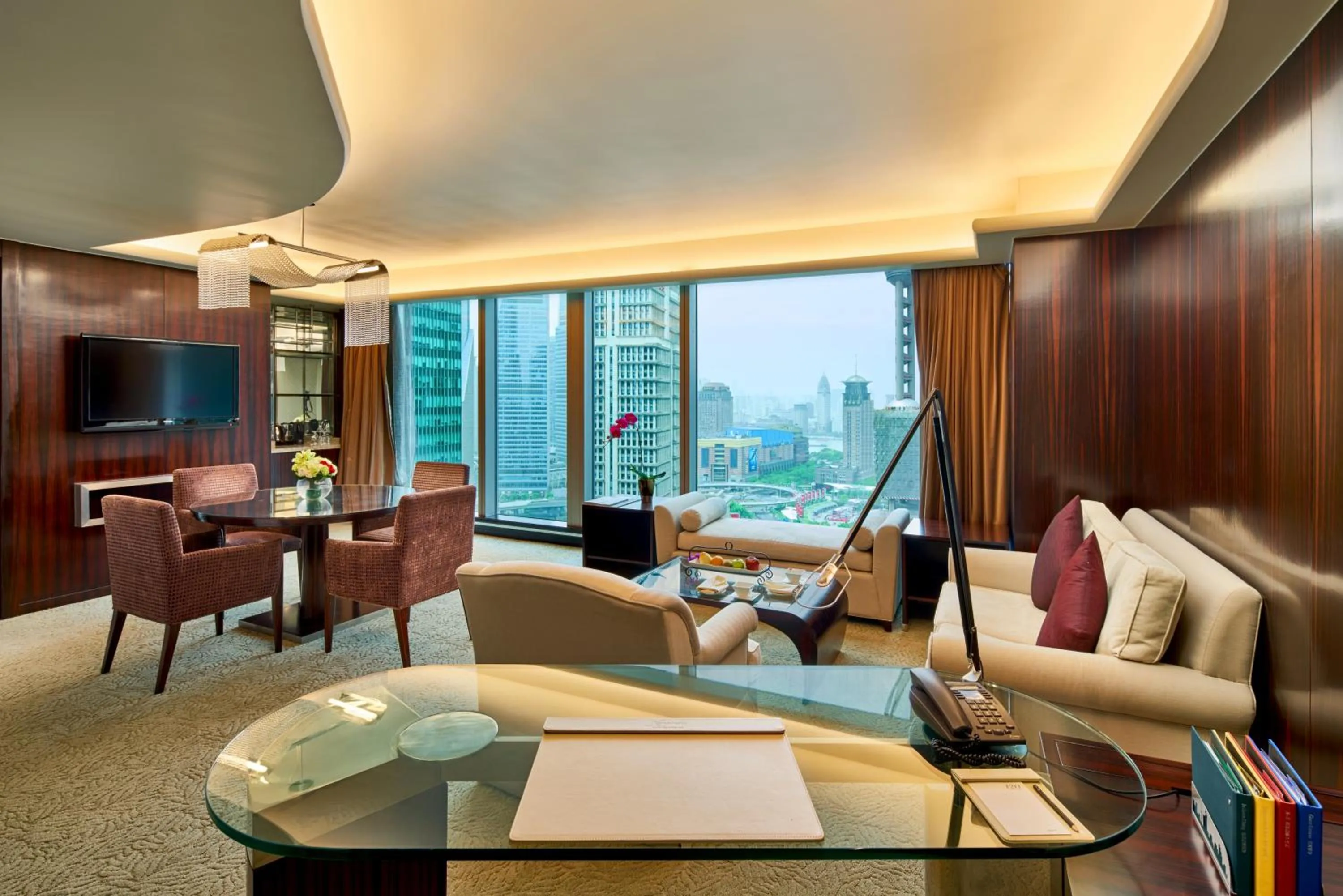 Living room, Seating Area in Grand Kempinski Hotel Shanghai