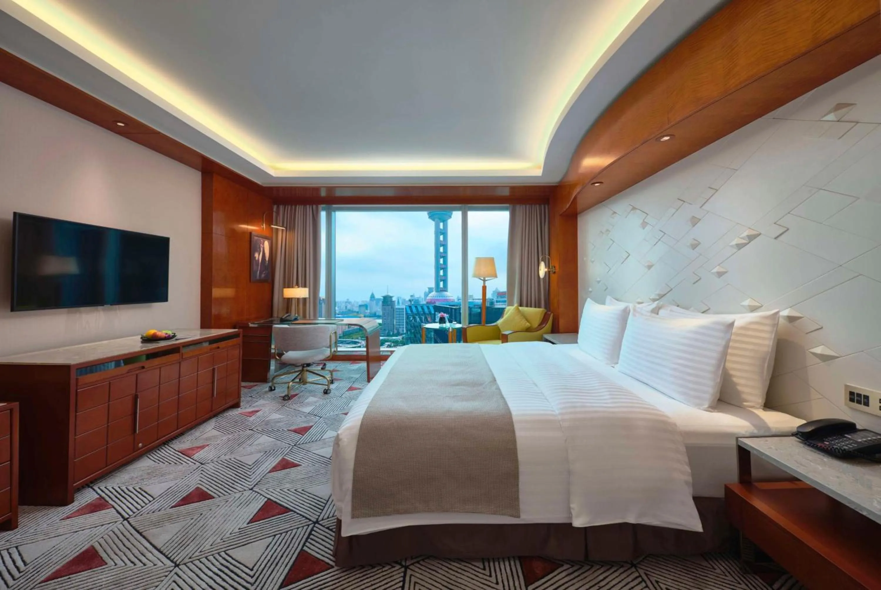 Bedroom in Grand Kempinski Hotel Shanghai