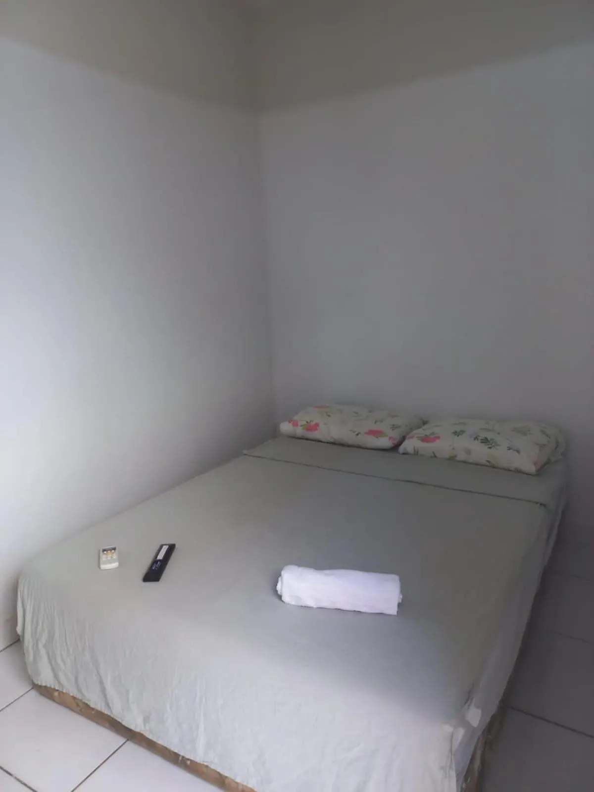 Bed in HOTEL LATINOS 2