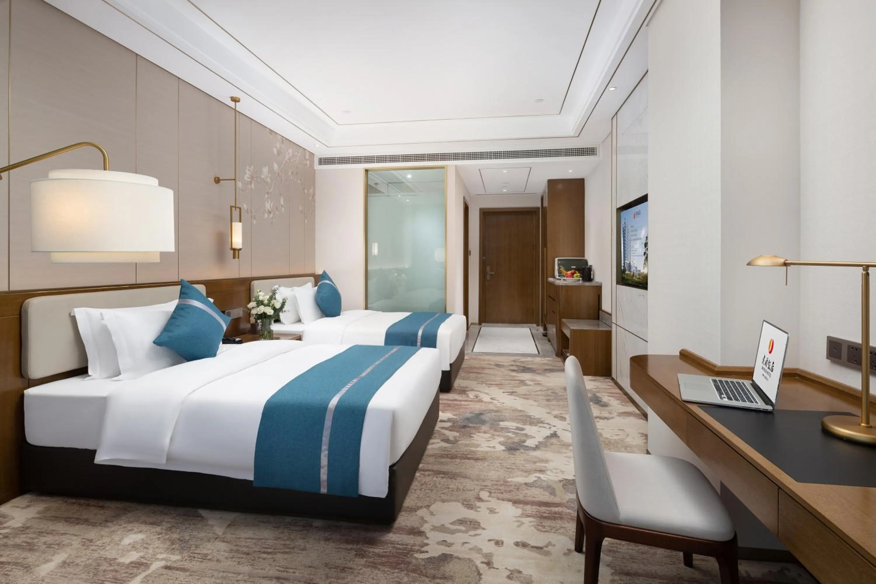 Photo of the whole room, Bed in Luzhou Jianguo Hotel