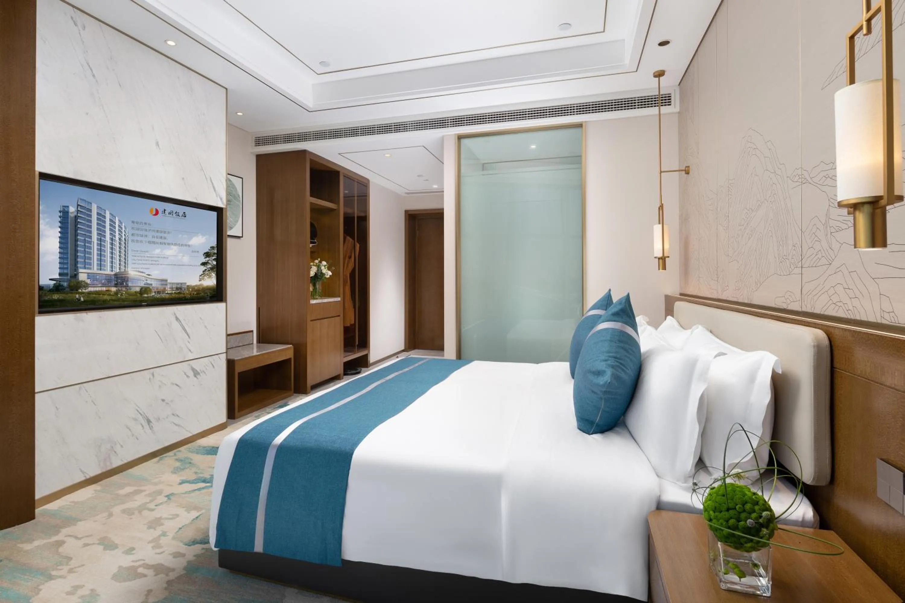 Photo of the whole room, Bed in Luzhou Jianguo Hotel