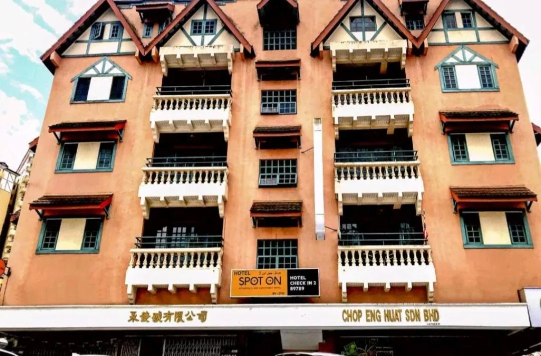 Property building in Hotel Check Inn 2 Brinchang