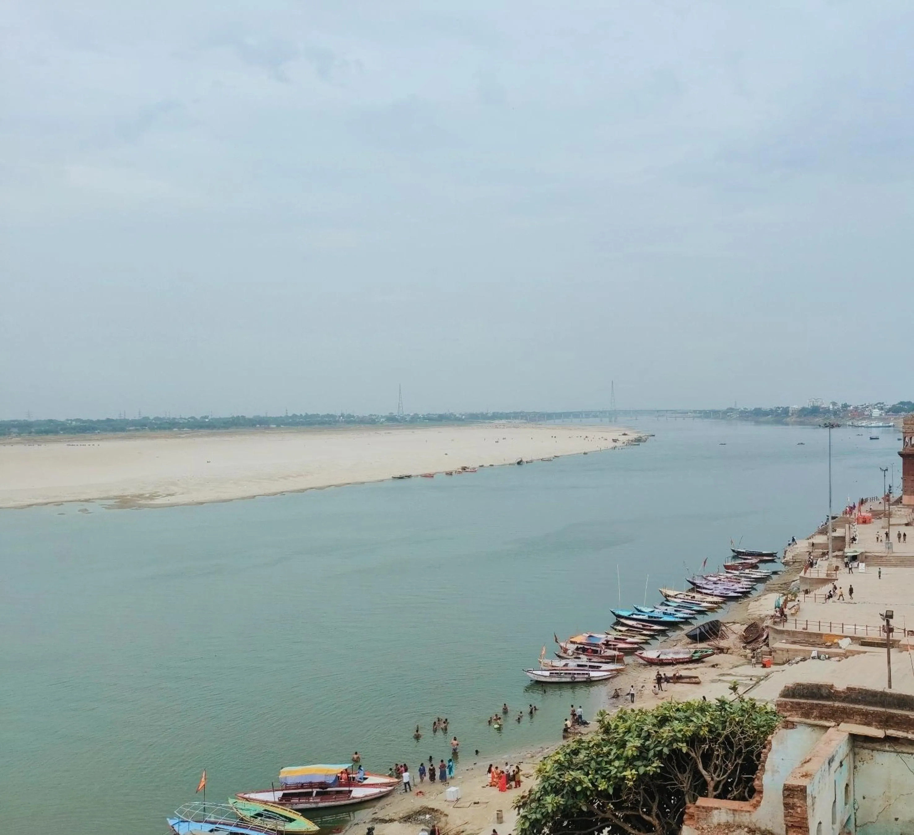 Day in Hotel Shannti Inn