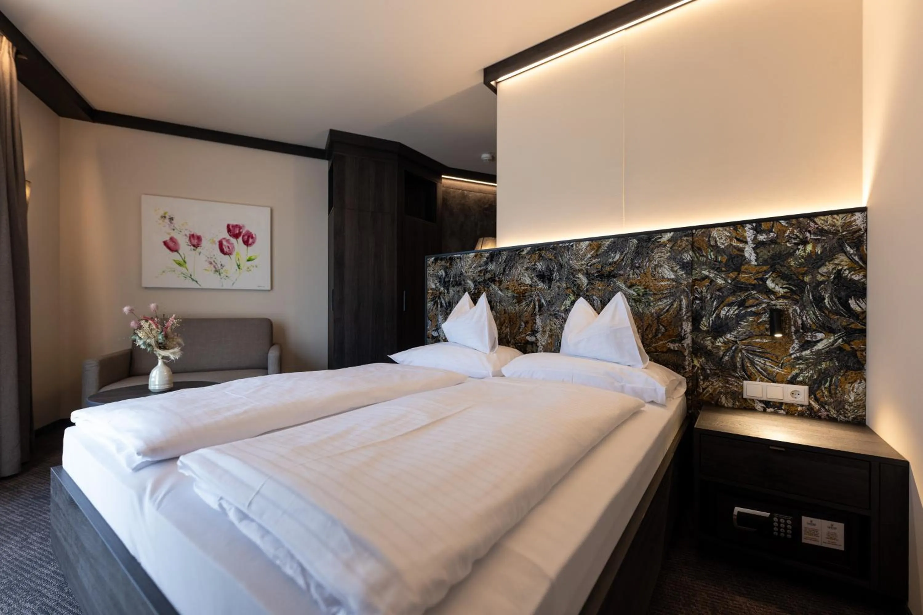 Photo of the whole room, Bed in Thermalhotel Leitner