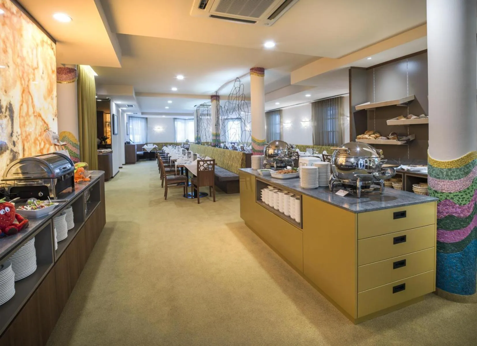 Restaurant/places to eat in Thermalhotel Leitner