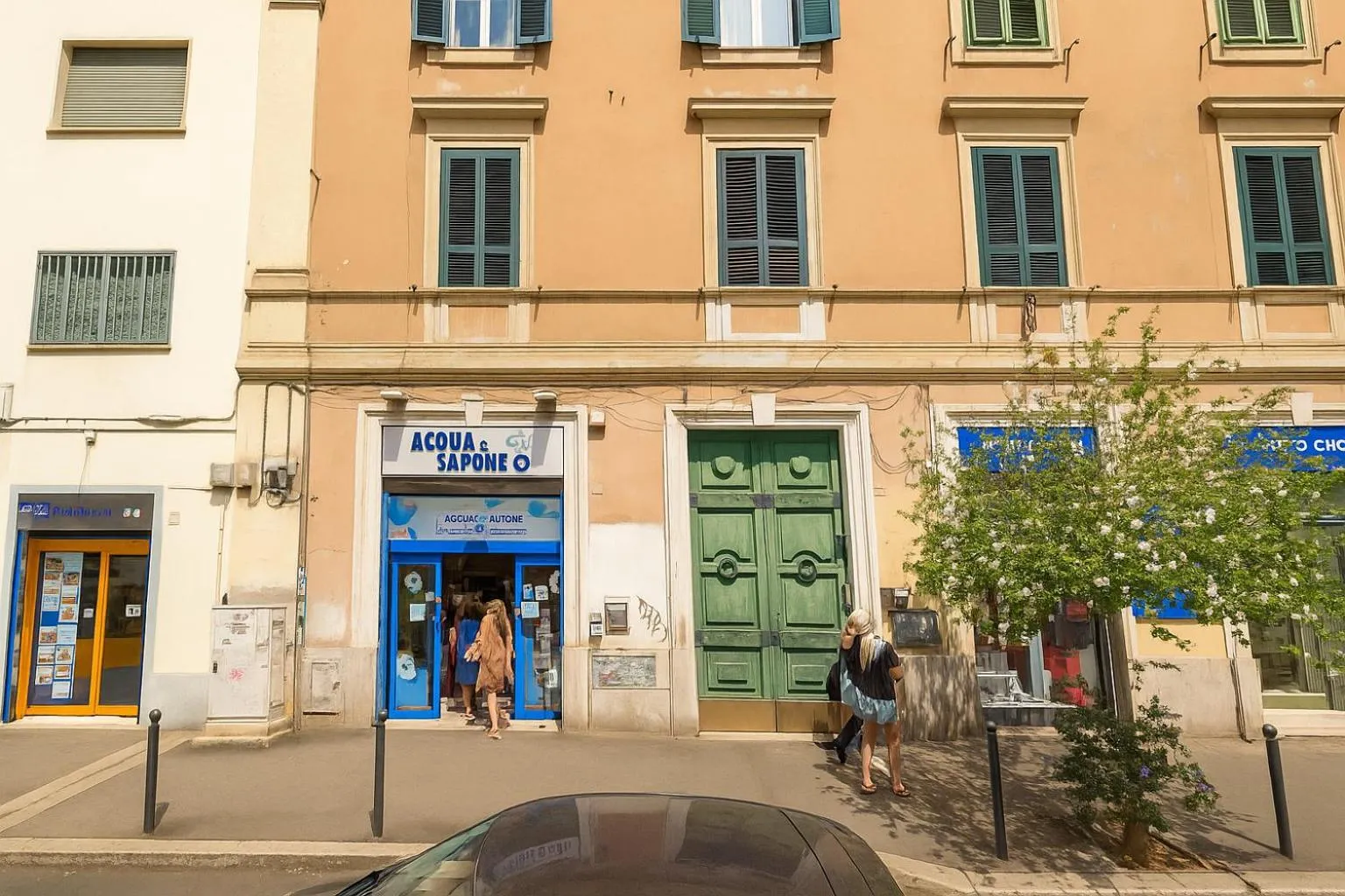 Property building in Breakfast In Bed