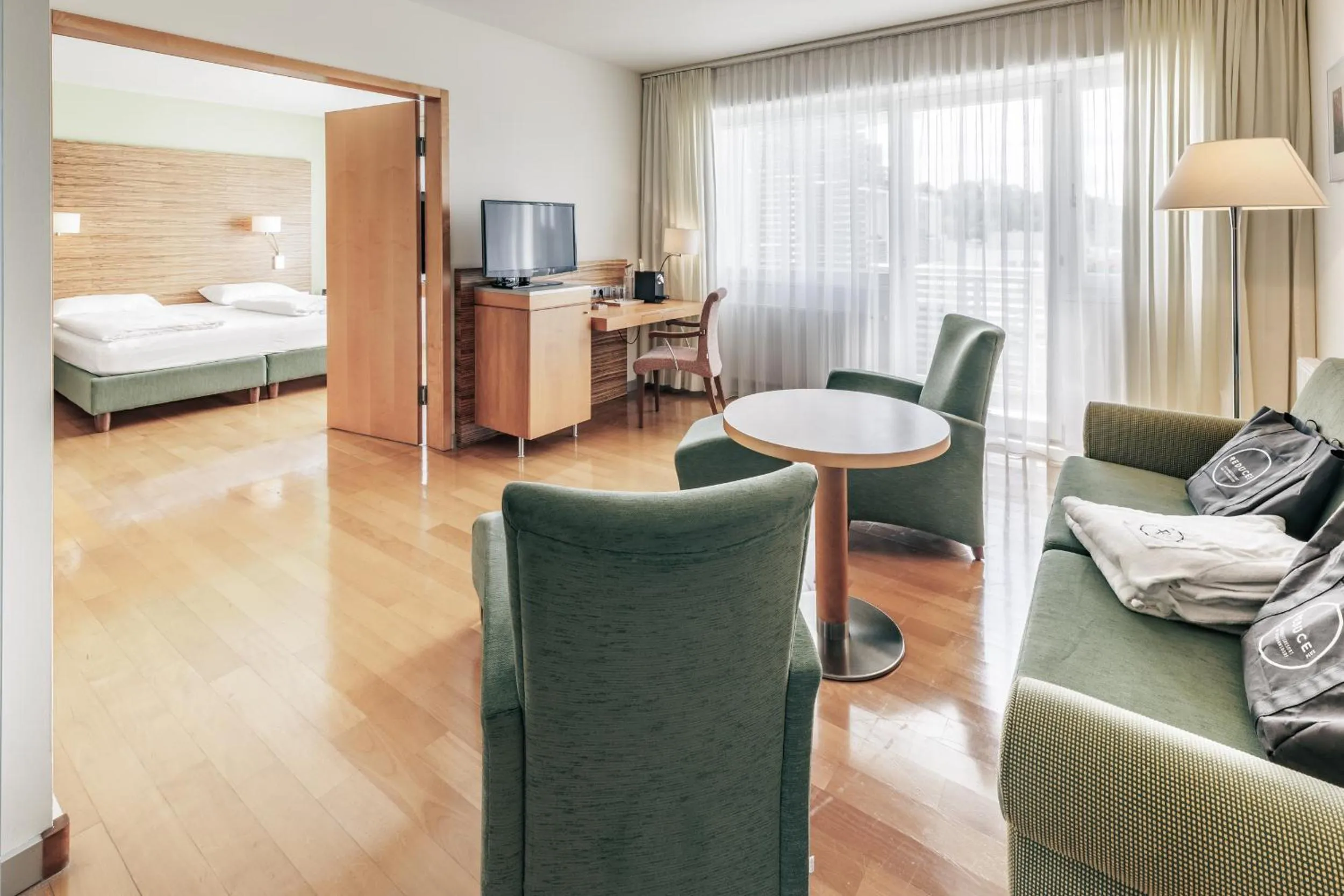 Photo of the whole room, Bed in Reduce Hotel Vital