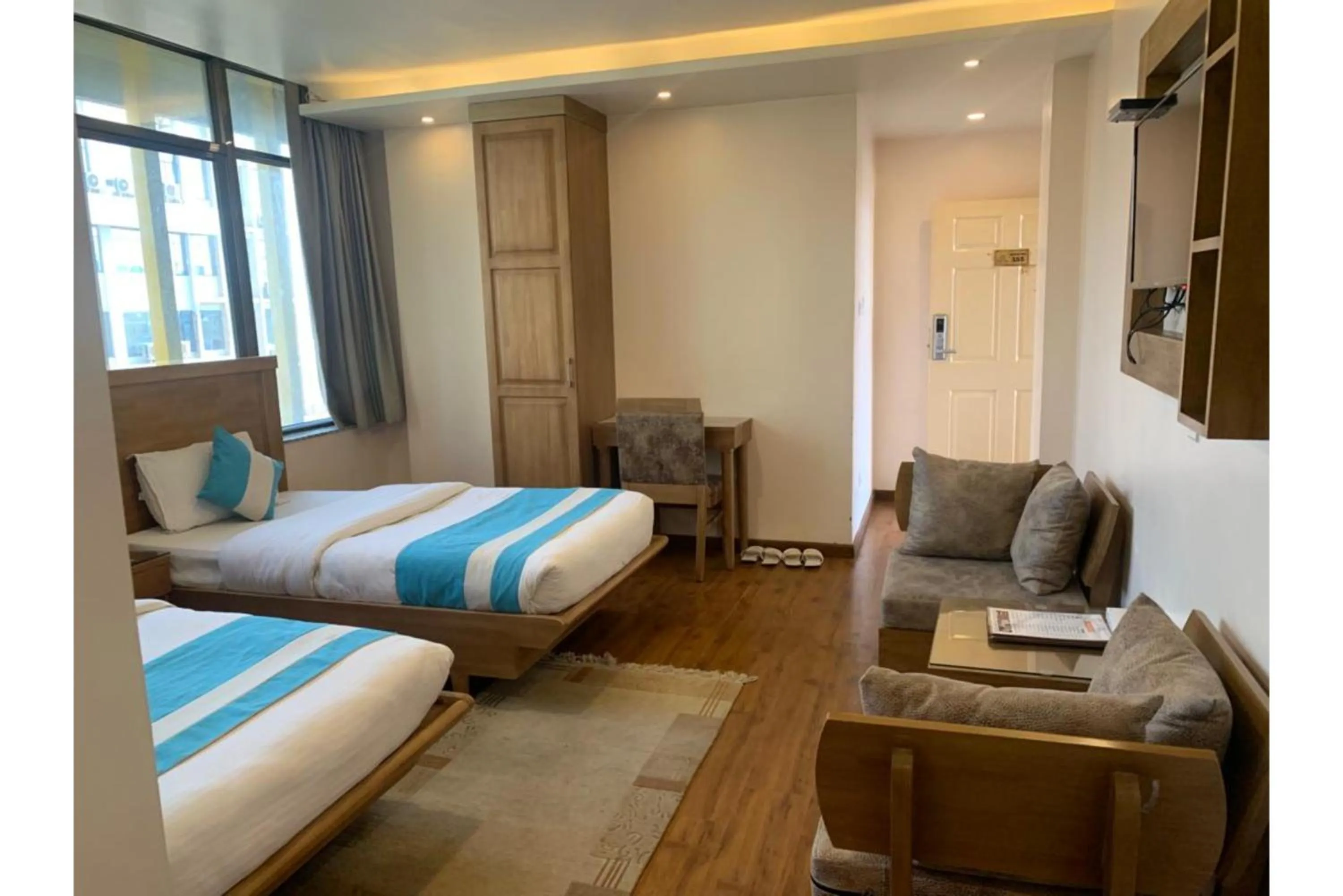 Photo of the whole room, Bed in Hotel Tapas