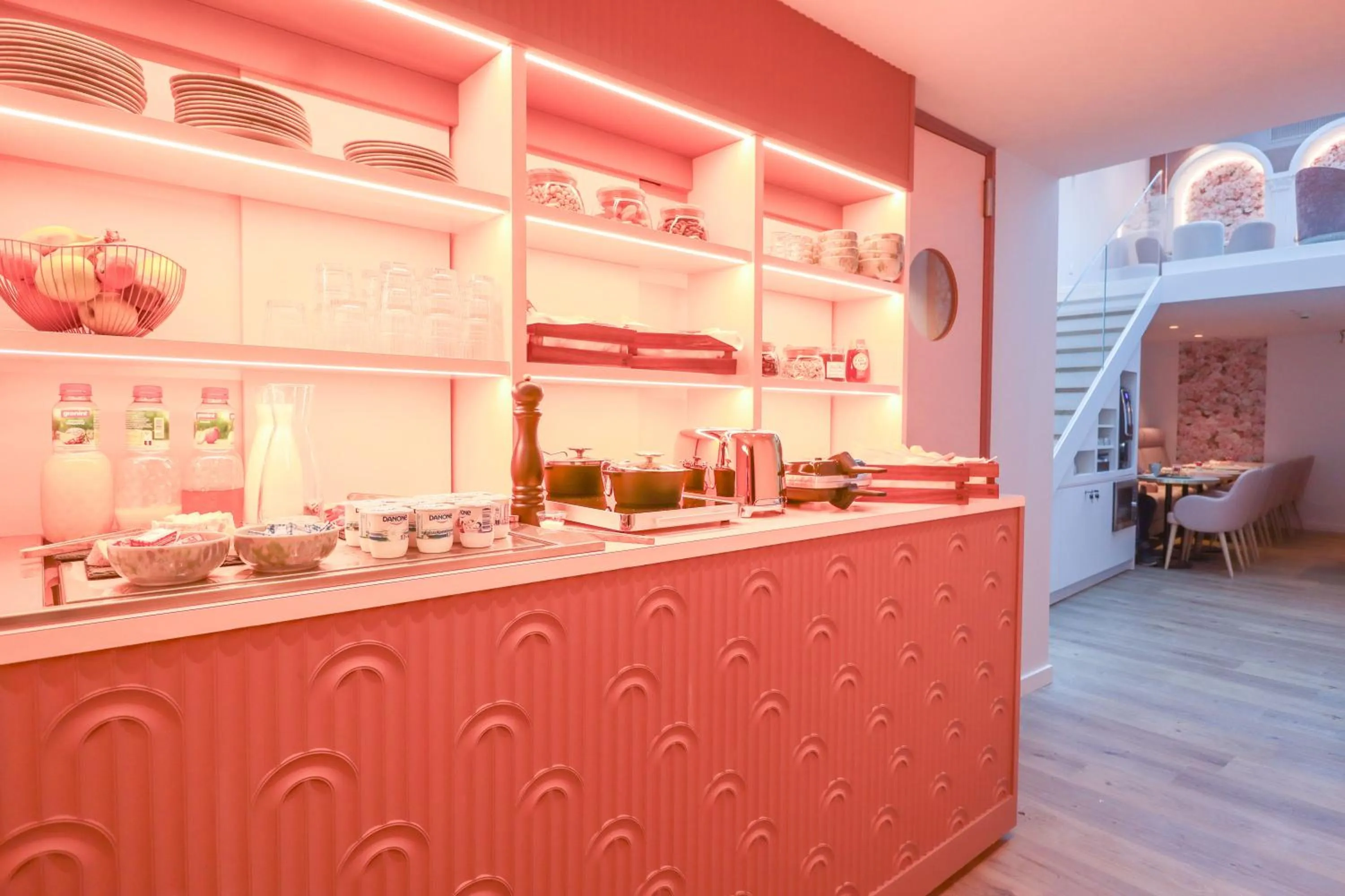 Breakfast, Restaurant/Places to Eat in Hotel Continental