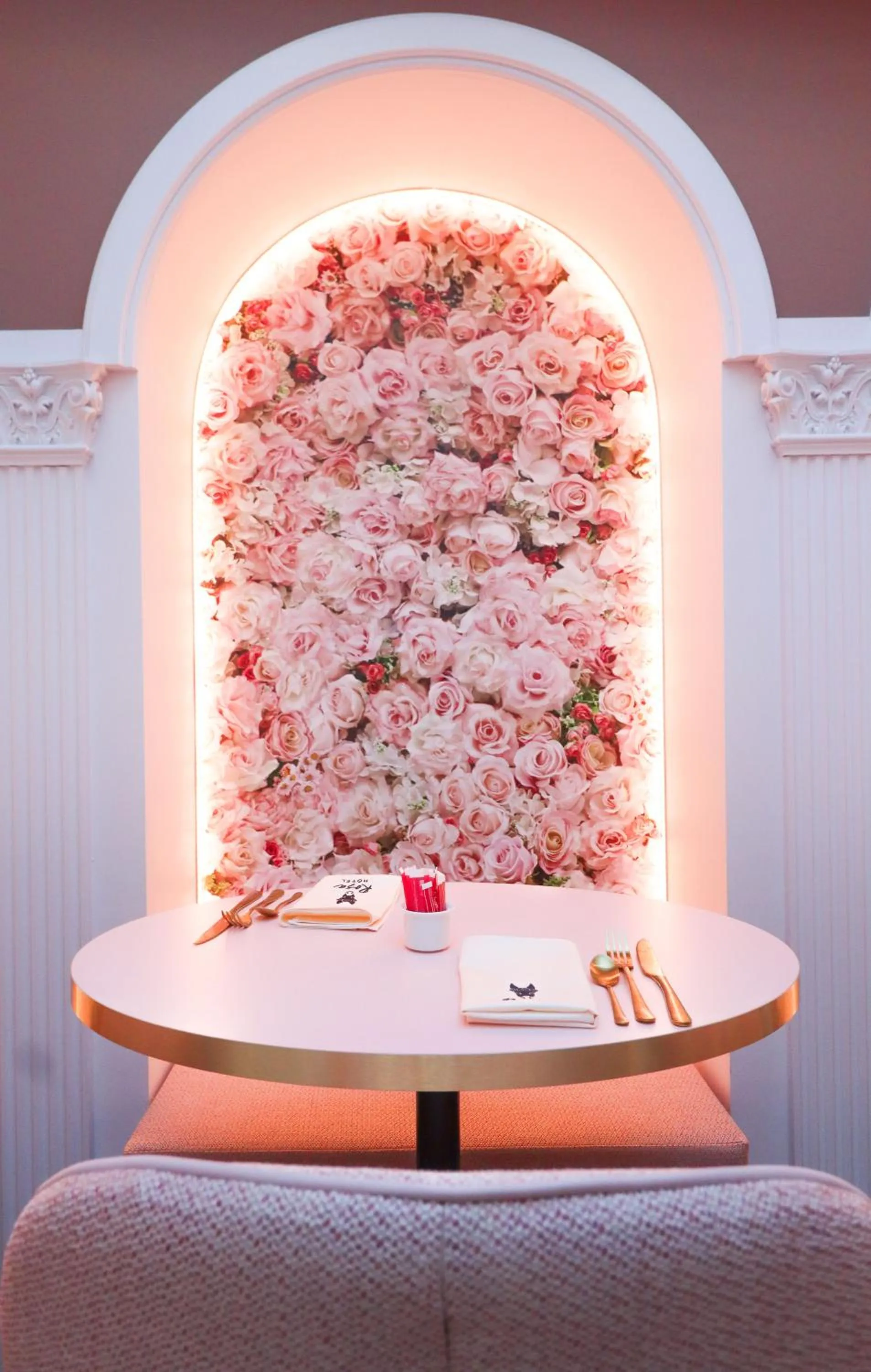 Breakfast in Hotel Continental