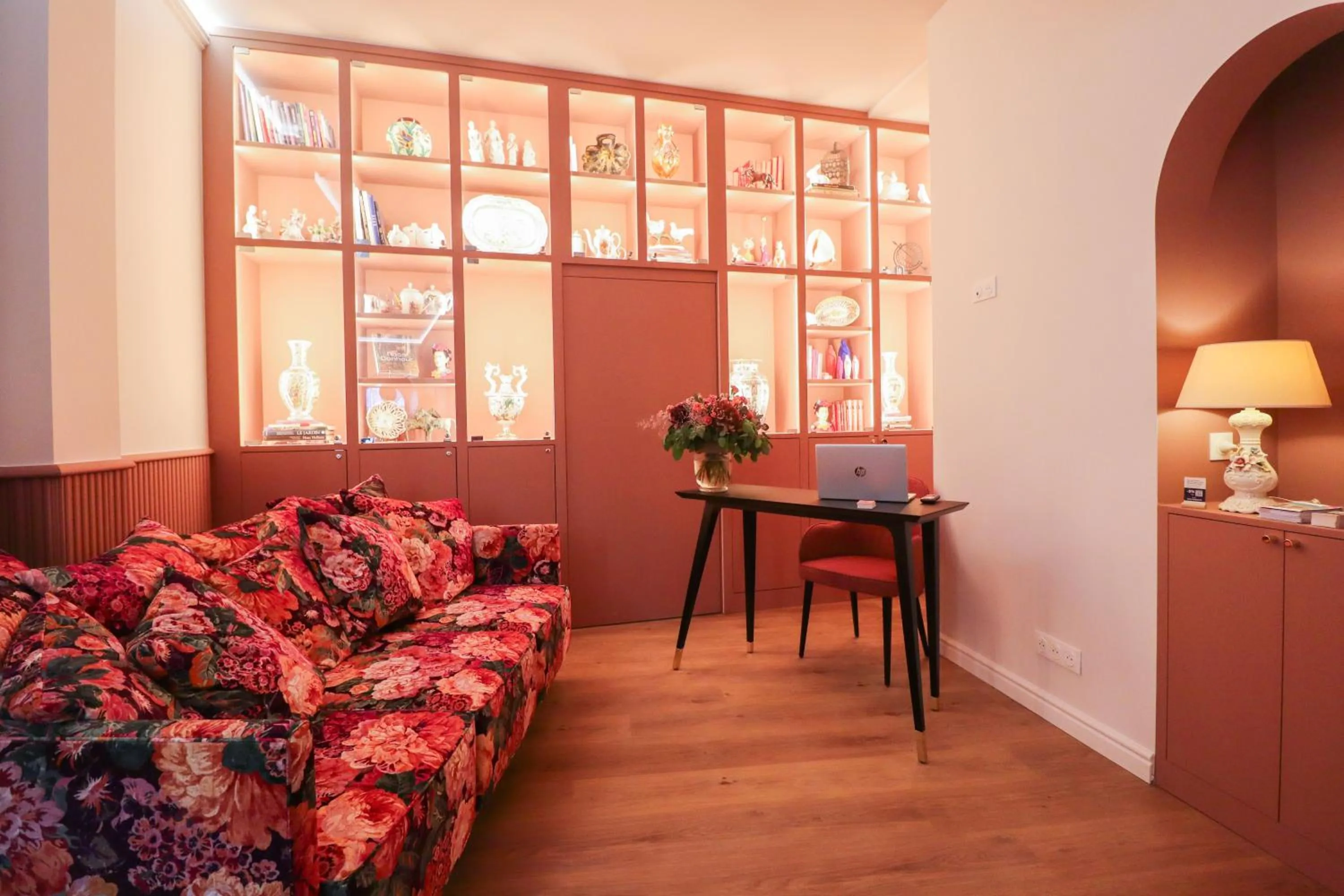 Lobby or reception, Seating Area in Hotel Continental