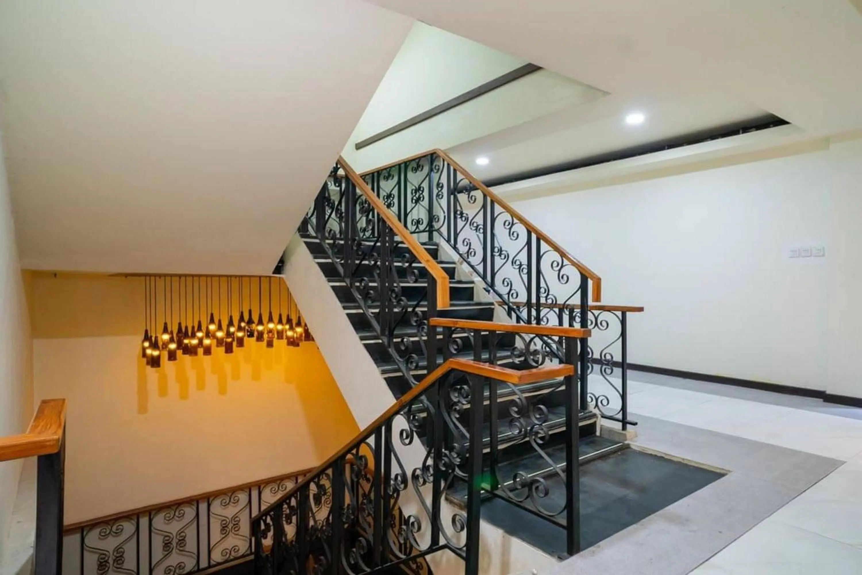 Property building in RedDoorz Plus @ Pondok Labu