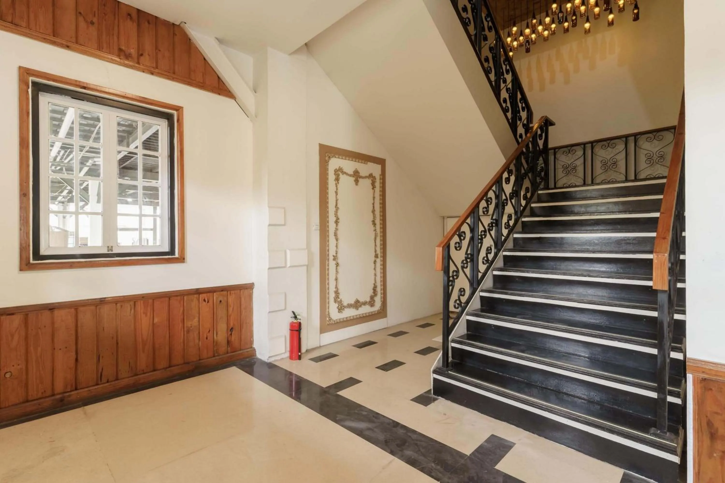 Property building in RedDoorz Plus @ Pondok Labu