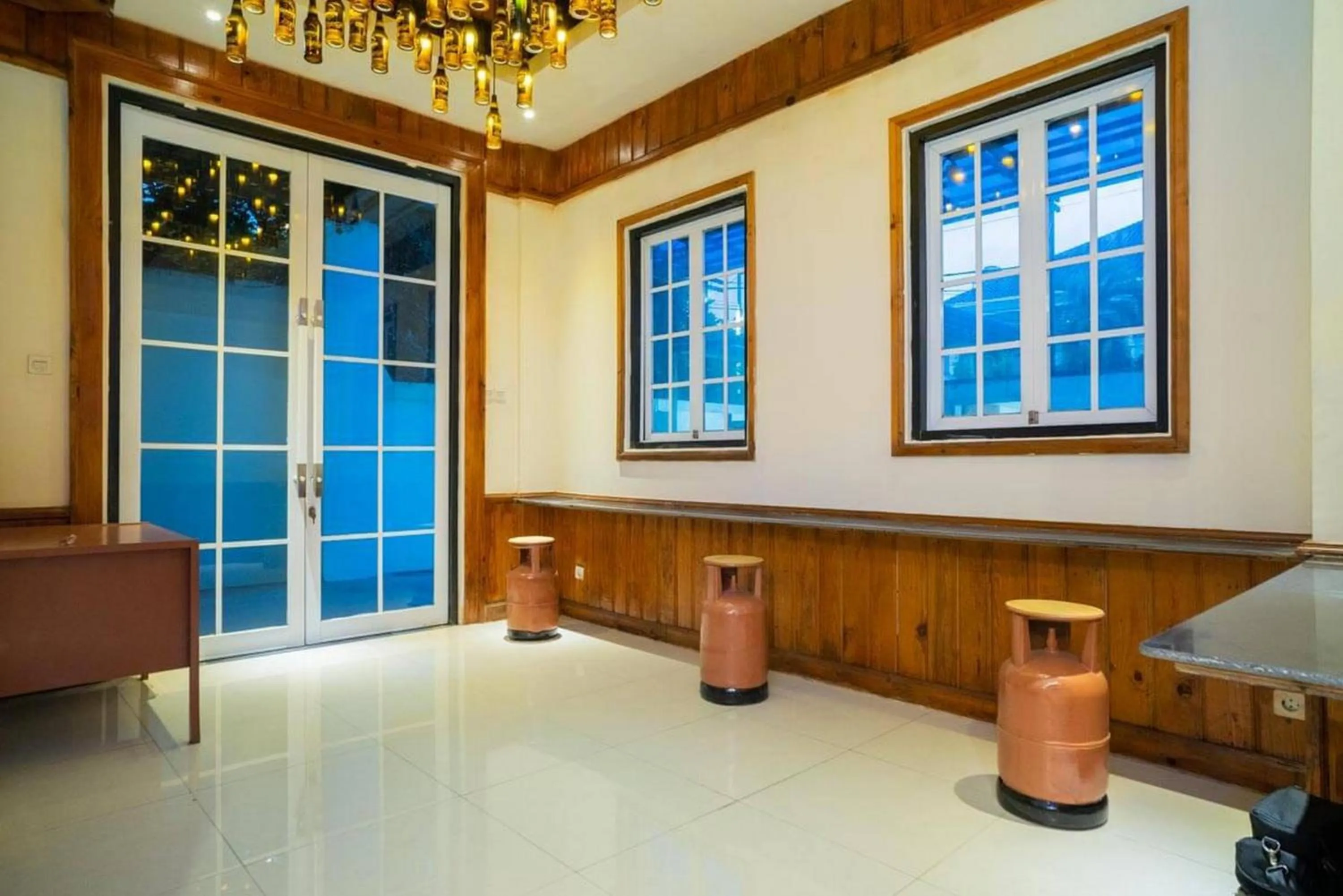 Property building in RedDoorz Plus @ Pondok Labu